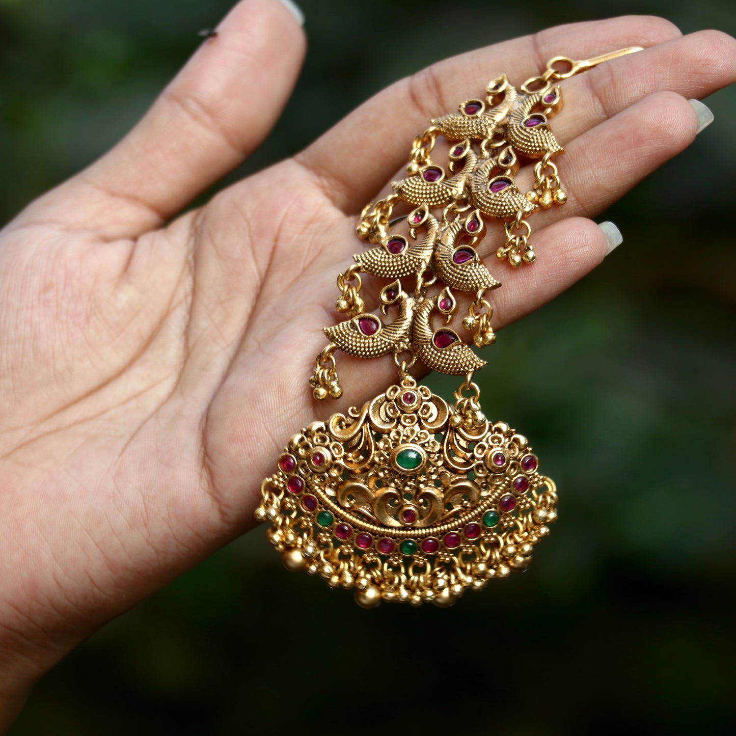 Mayil Intricate Design Maang Tikka