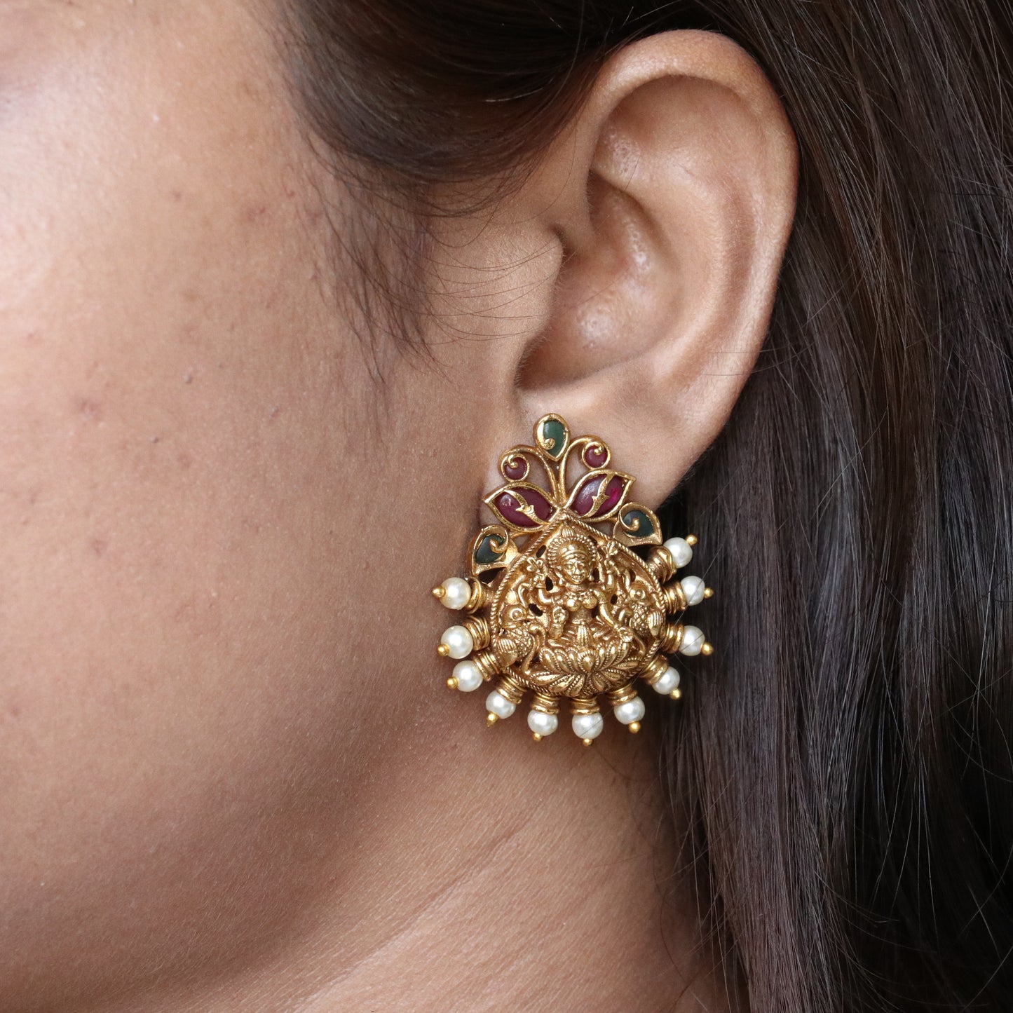 Lakshmi Kemp stone Ear Studs