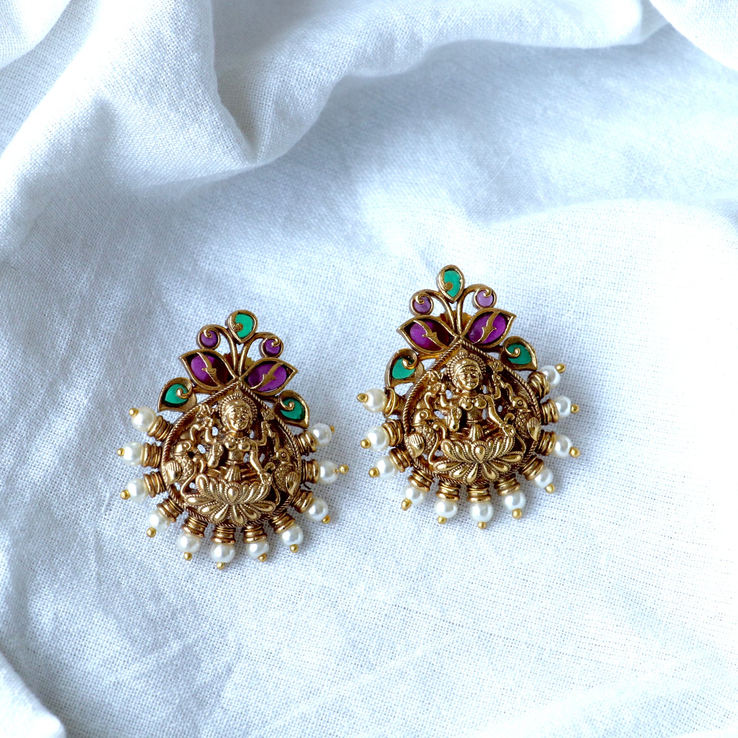 Lakshmi Kemp stone Ear Studs