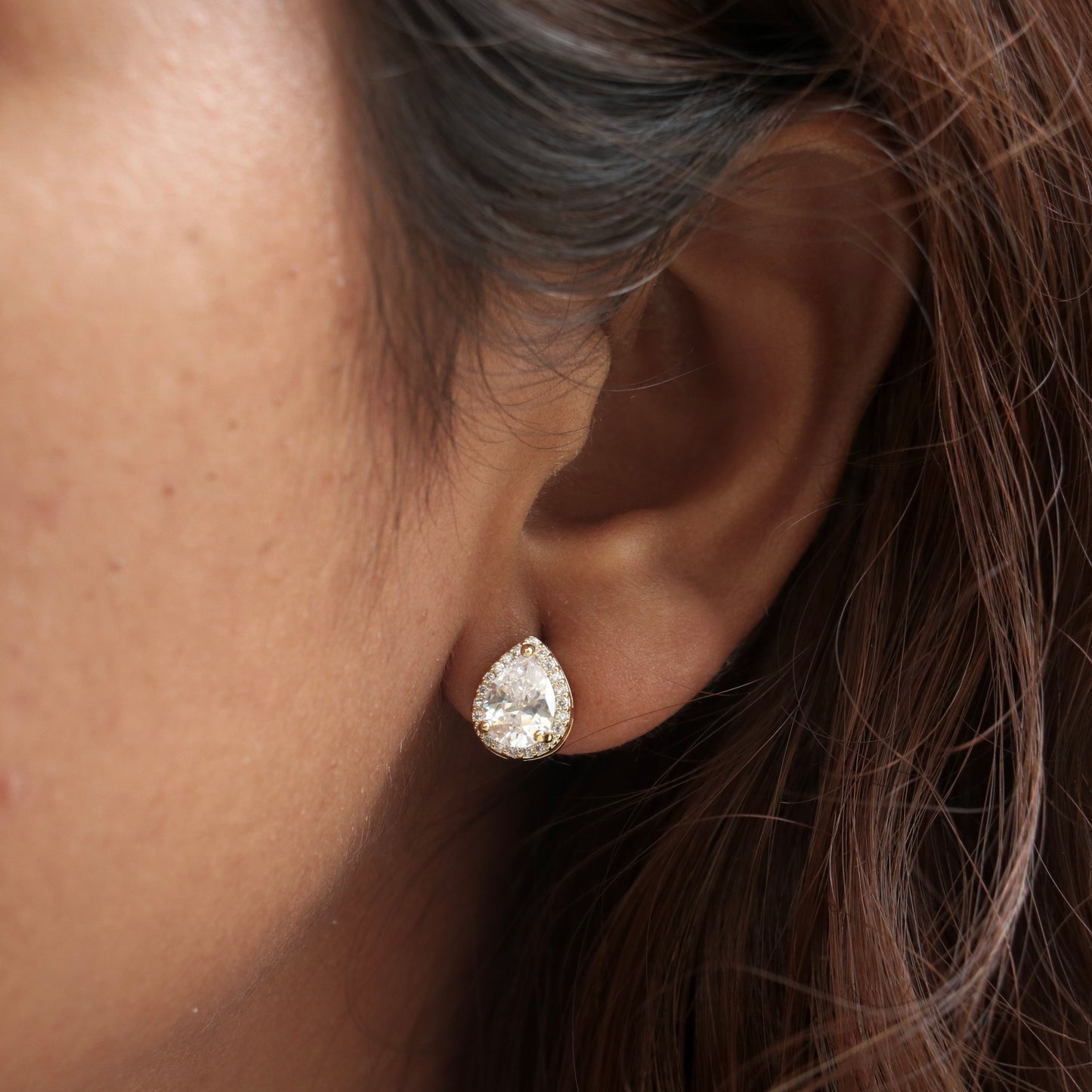 Pear Shaped Studs Earrings - Gold / Silver
