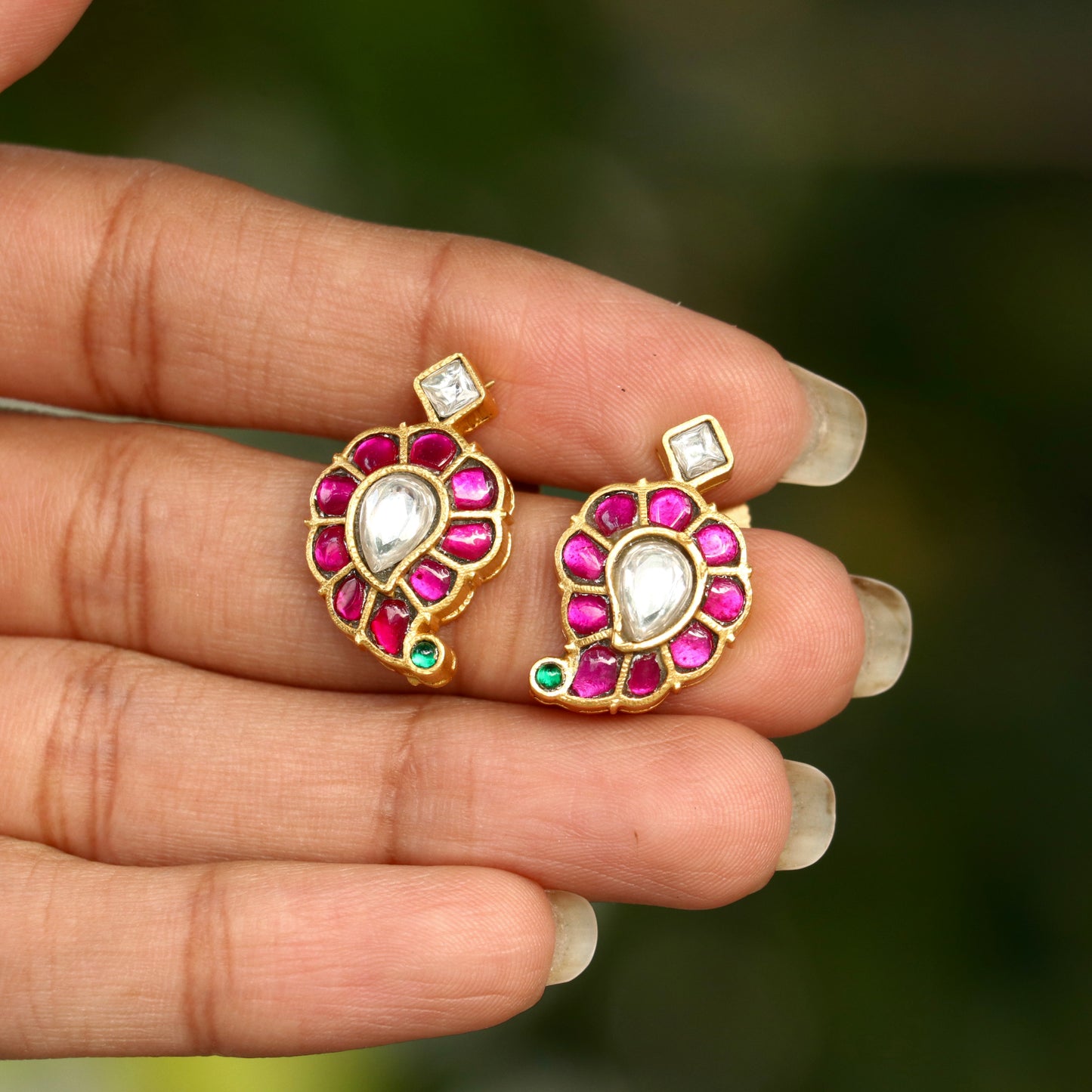 Jivika Jadau Kundan Studs