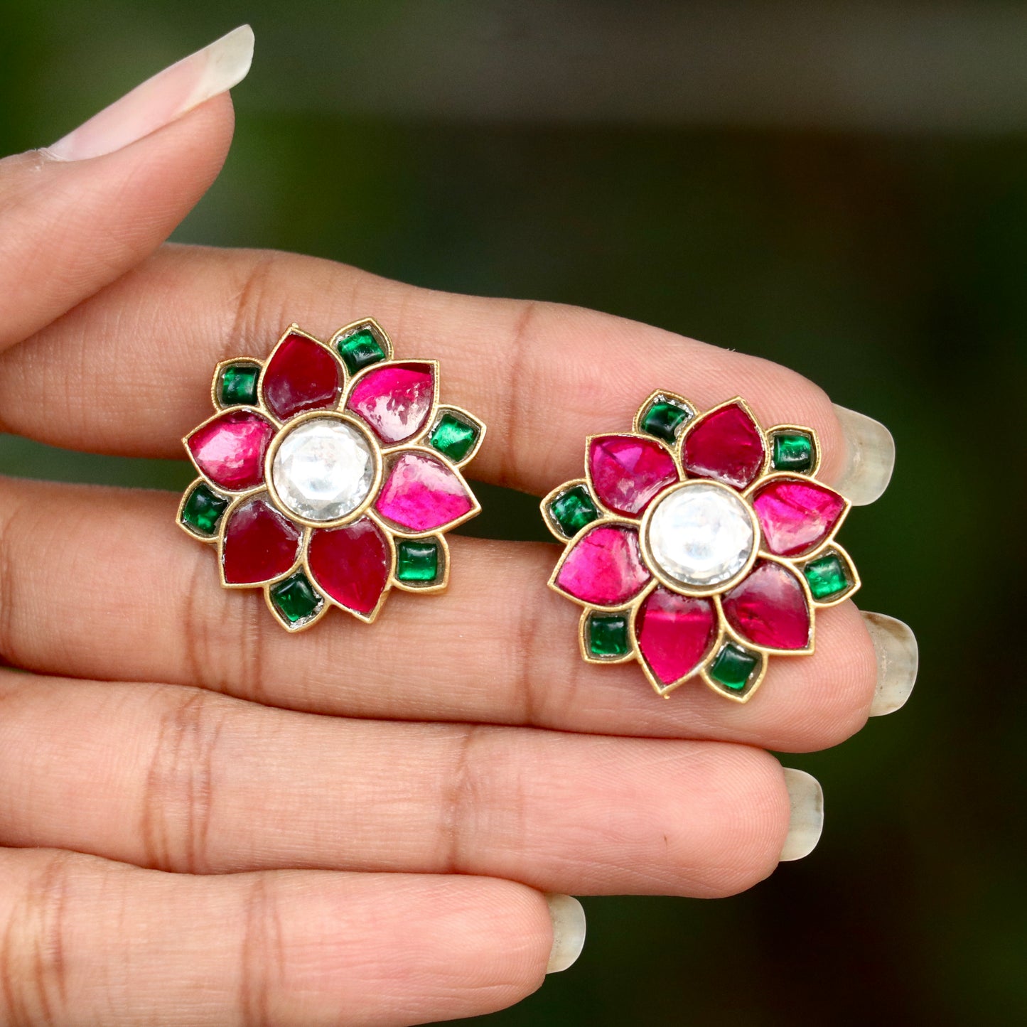 Kriti Floral Jadau Kundan Ear Studs