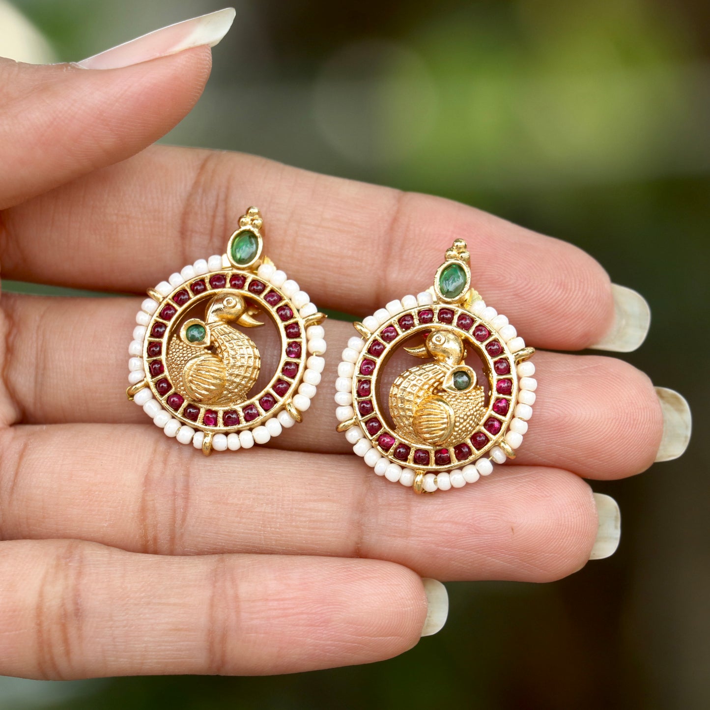 Peacock Sparkle Round studs