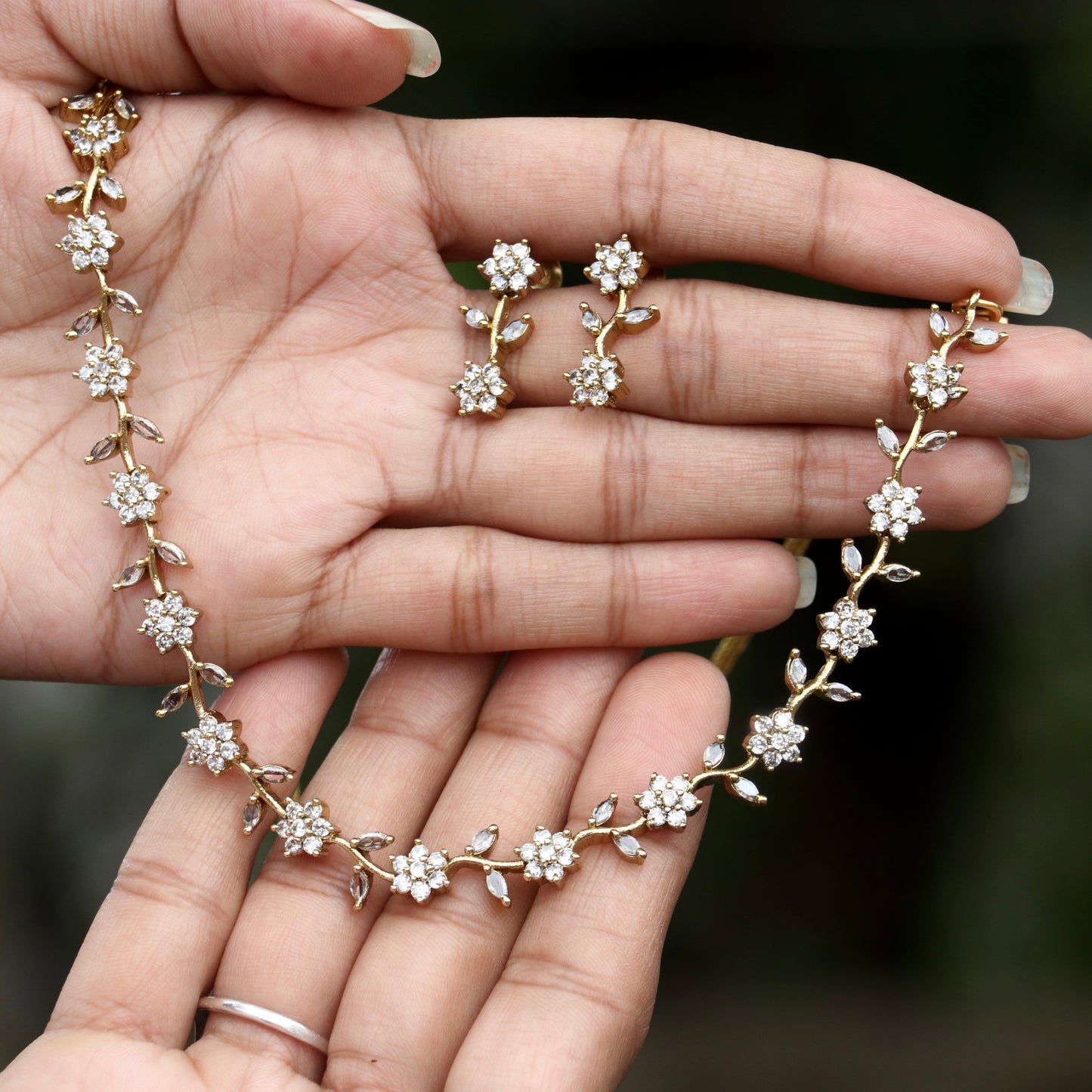 Pachai Poo Necklace - Colora Available