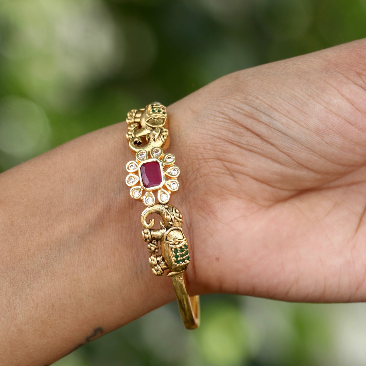 Gajraj Gold Finish Kada Bangles