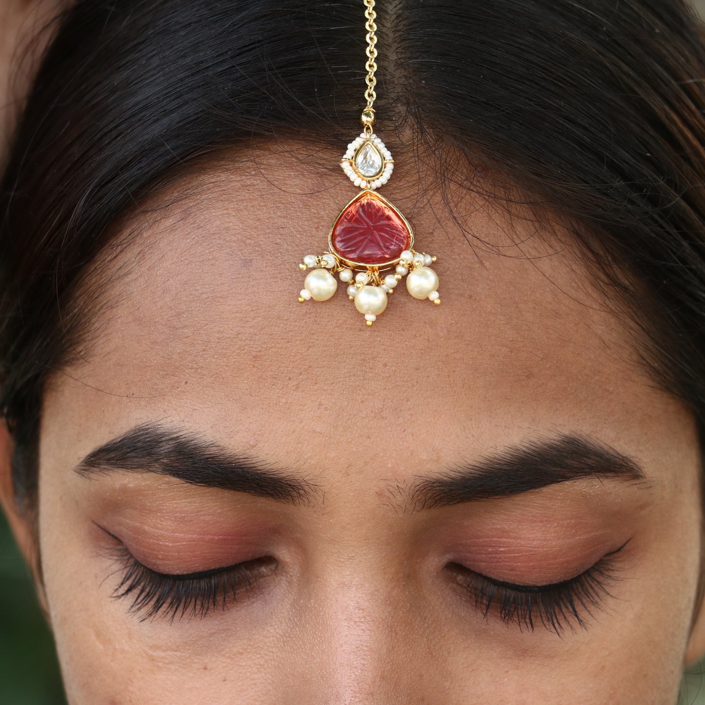 Mandira Maang Tikka