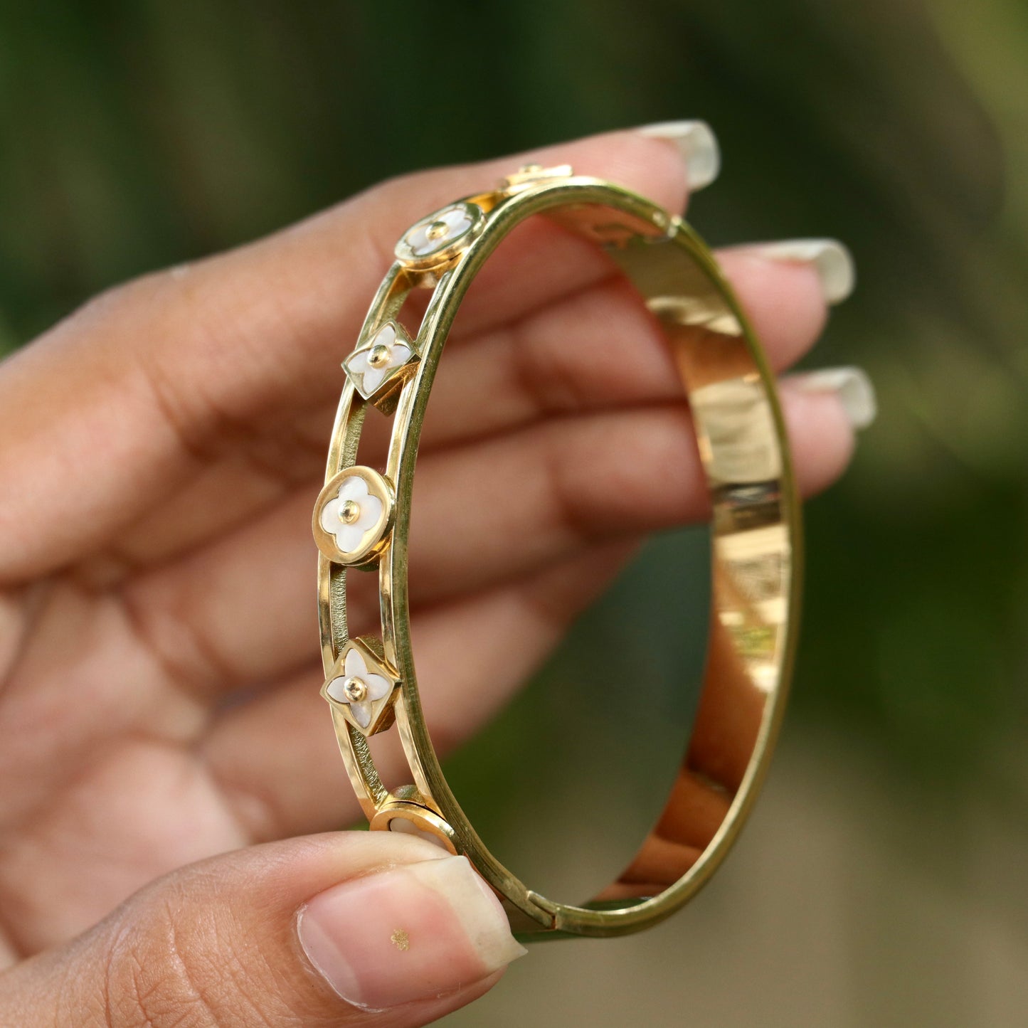 Anti-Tarnish GoldenAura Bracelet