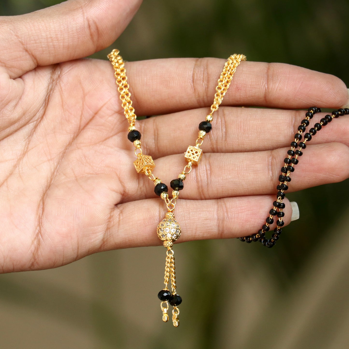 Suvarna Bandhan Gold Design Mangalsutra