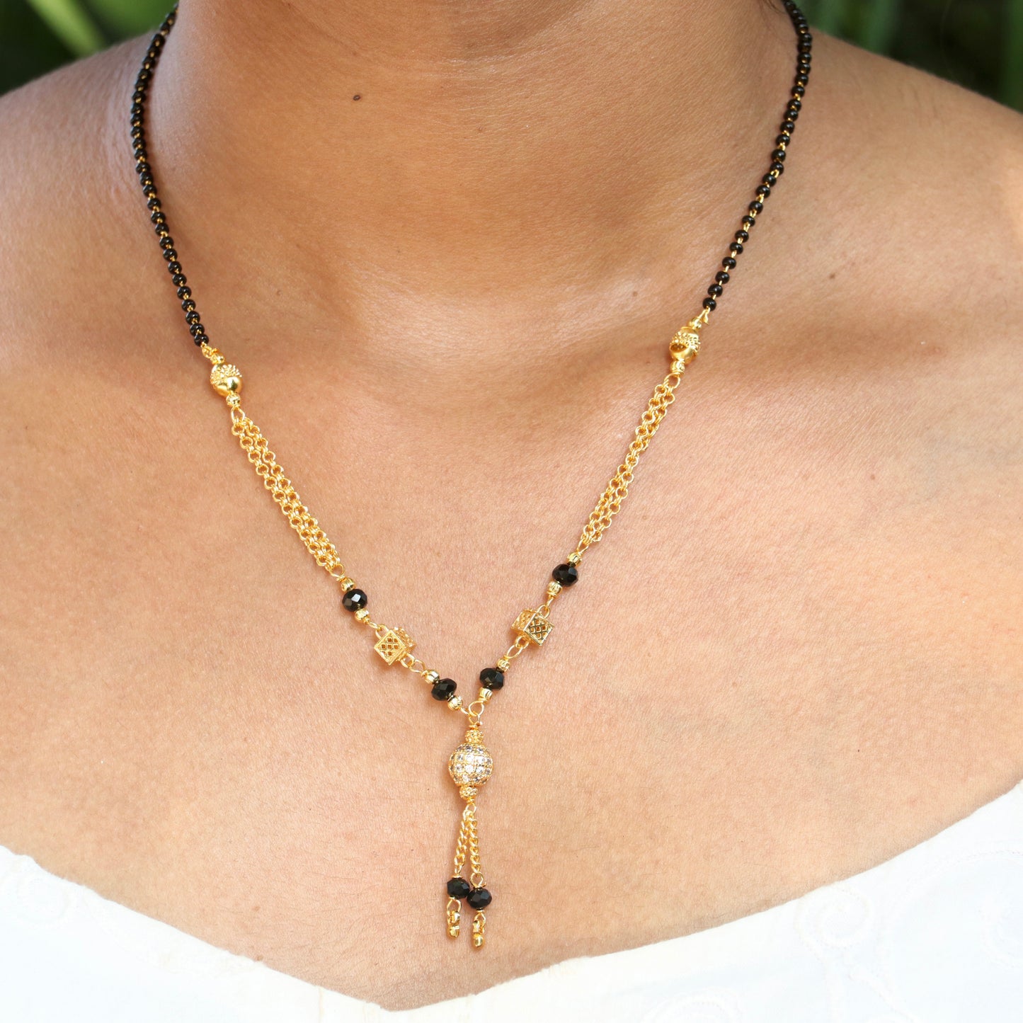 Suvarna Bandhan Gold Design Mangalsutra