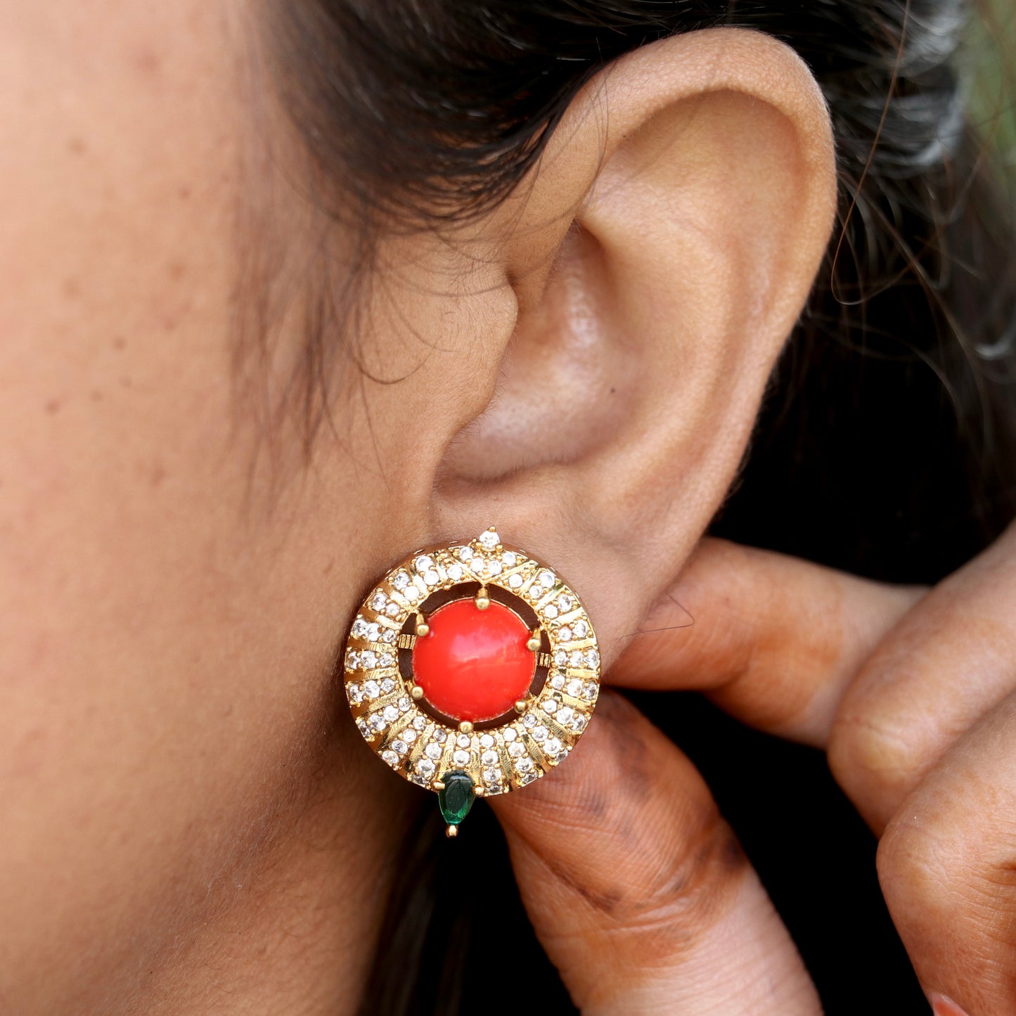 Kumudha Pookal Studs