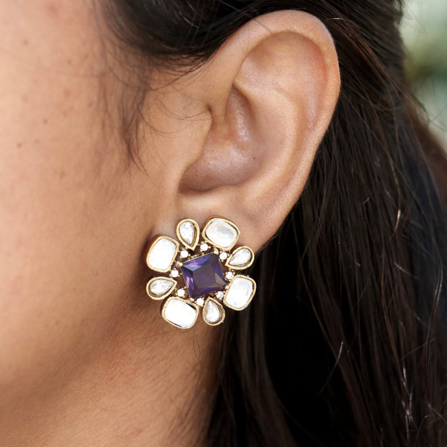 Maanga Ratnam Studs