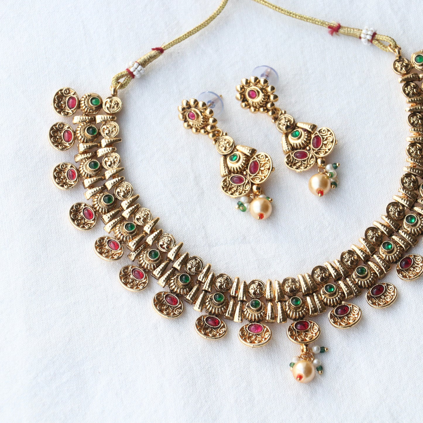 Swarna Padma Necklace Set