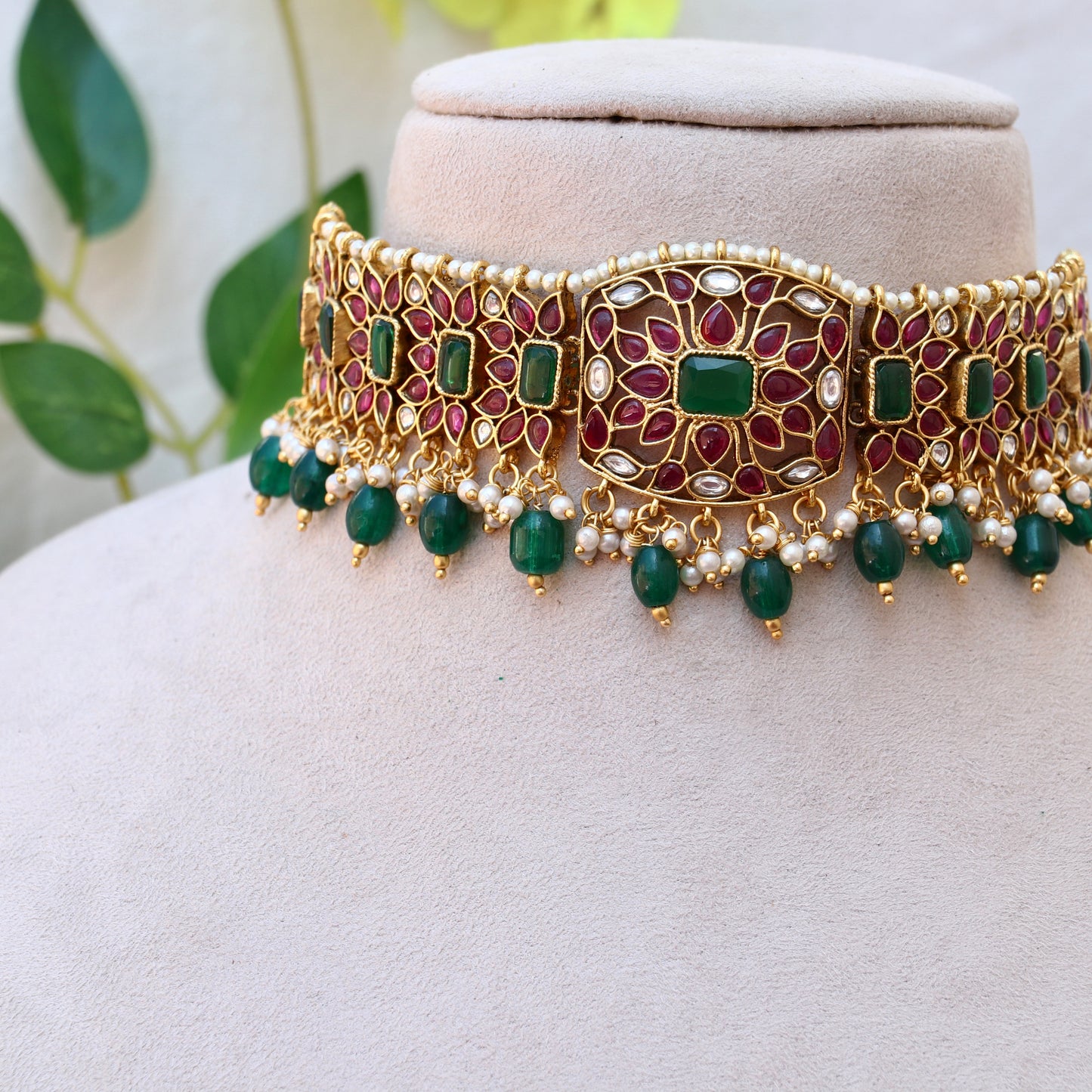 Kemp Stone Emerald Beads Necklace