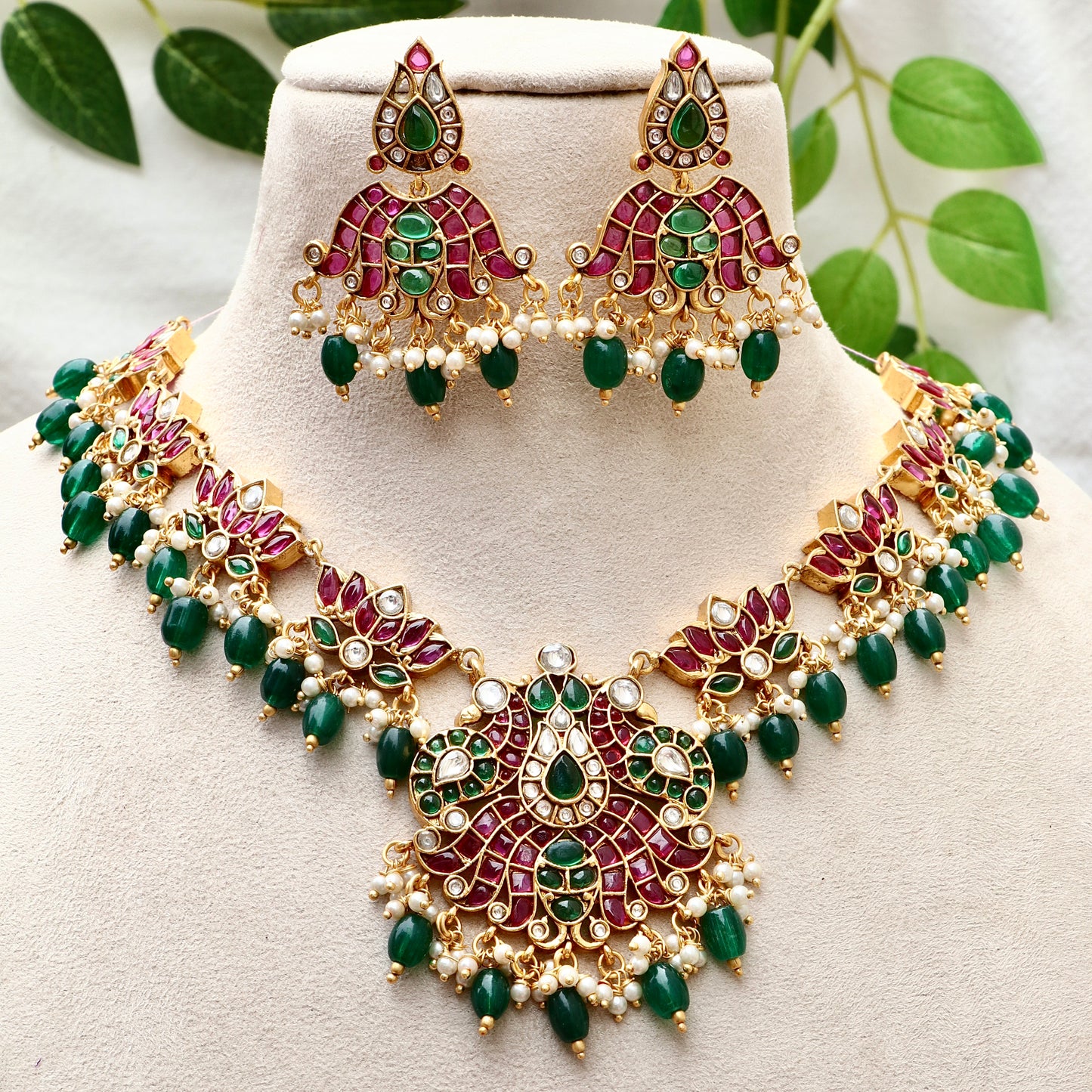 Kundan Kemp Necklace