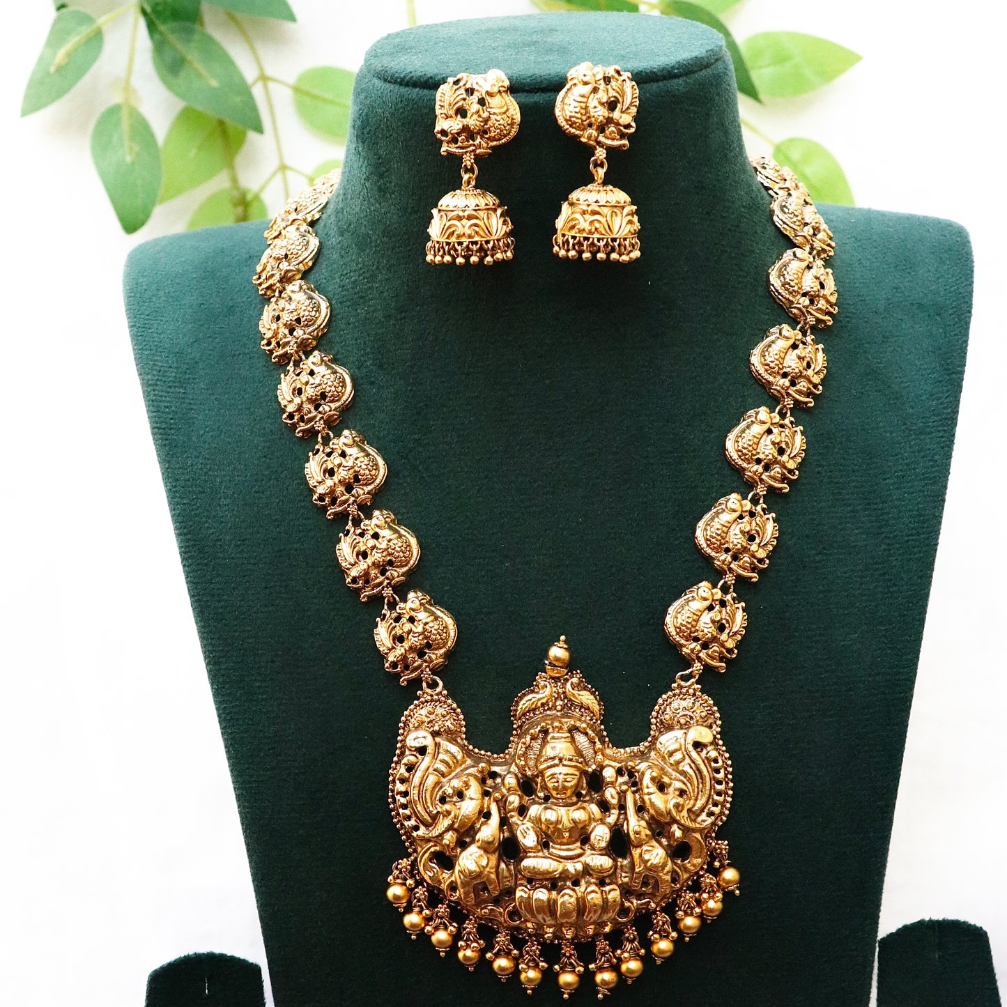 Lakshmi Nagas Antique Haram