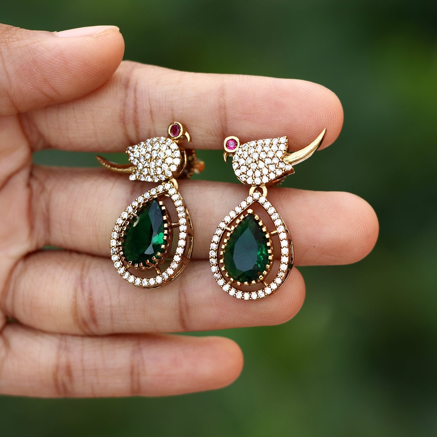 Kante Necklace