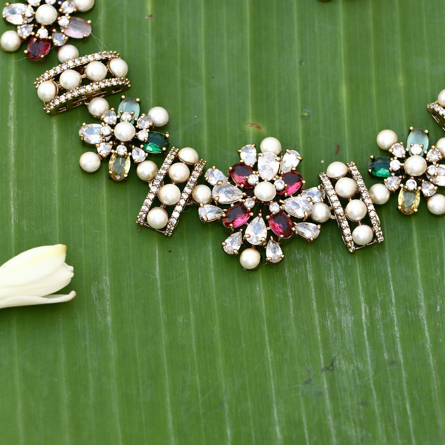 Stone Pearl Necklace