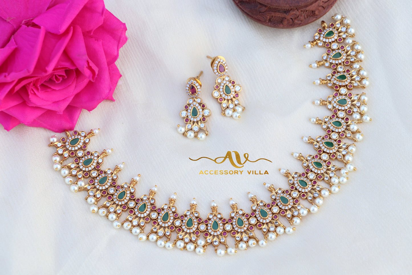Grand Gold-Plated Mango-Shaped Choker