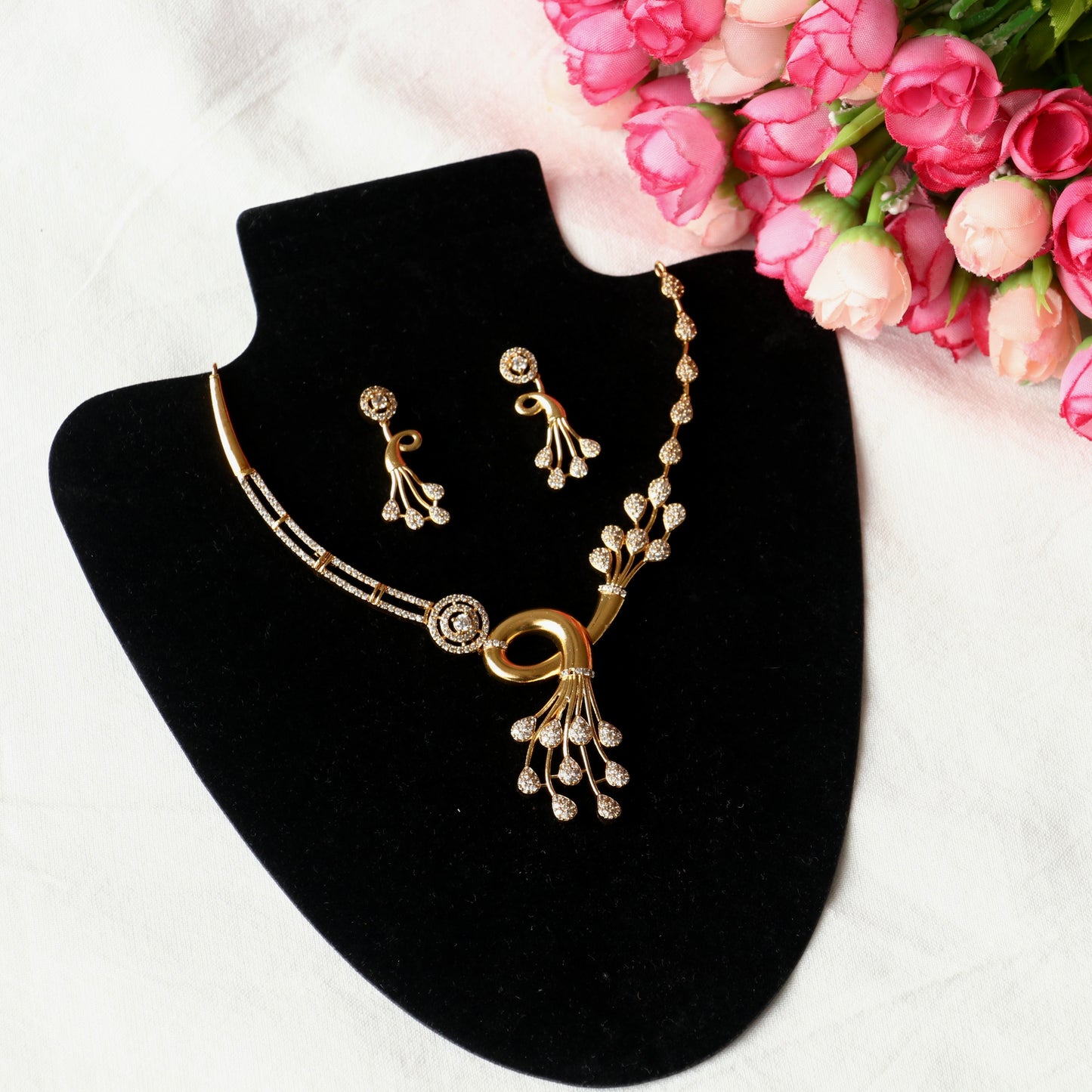 Liya AD Necklace