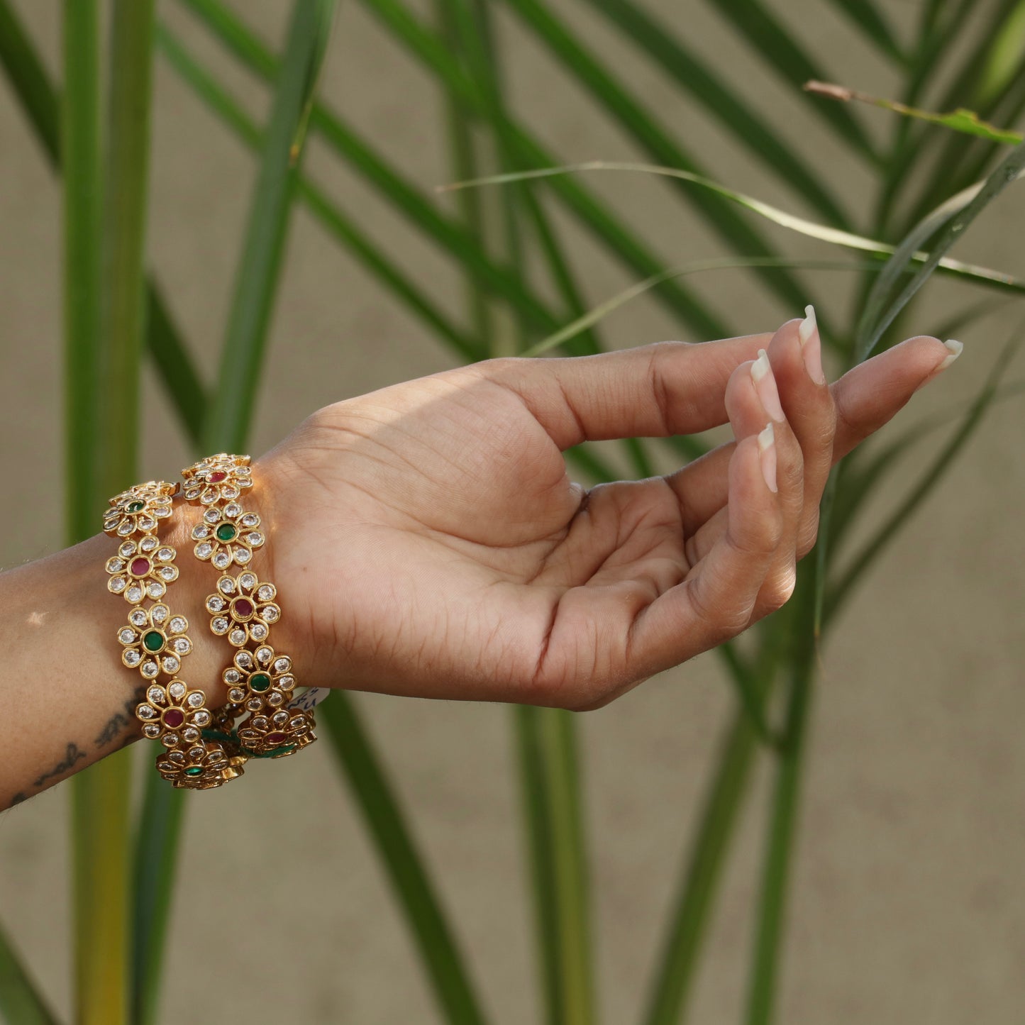 Samaira Floral Kemp & AD Bangles