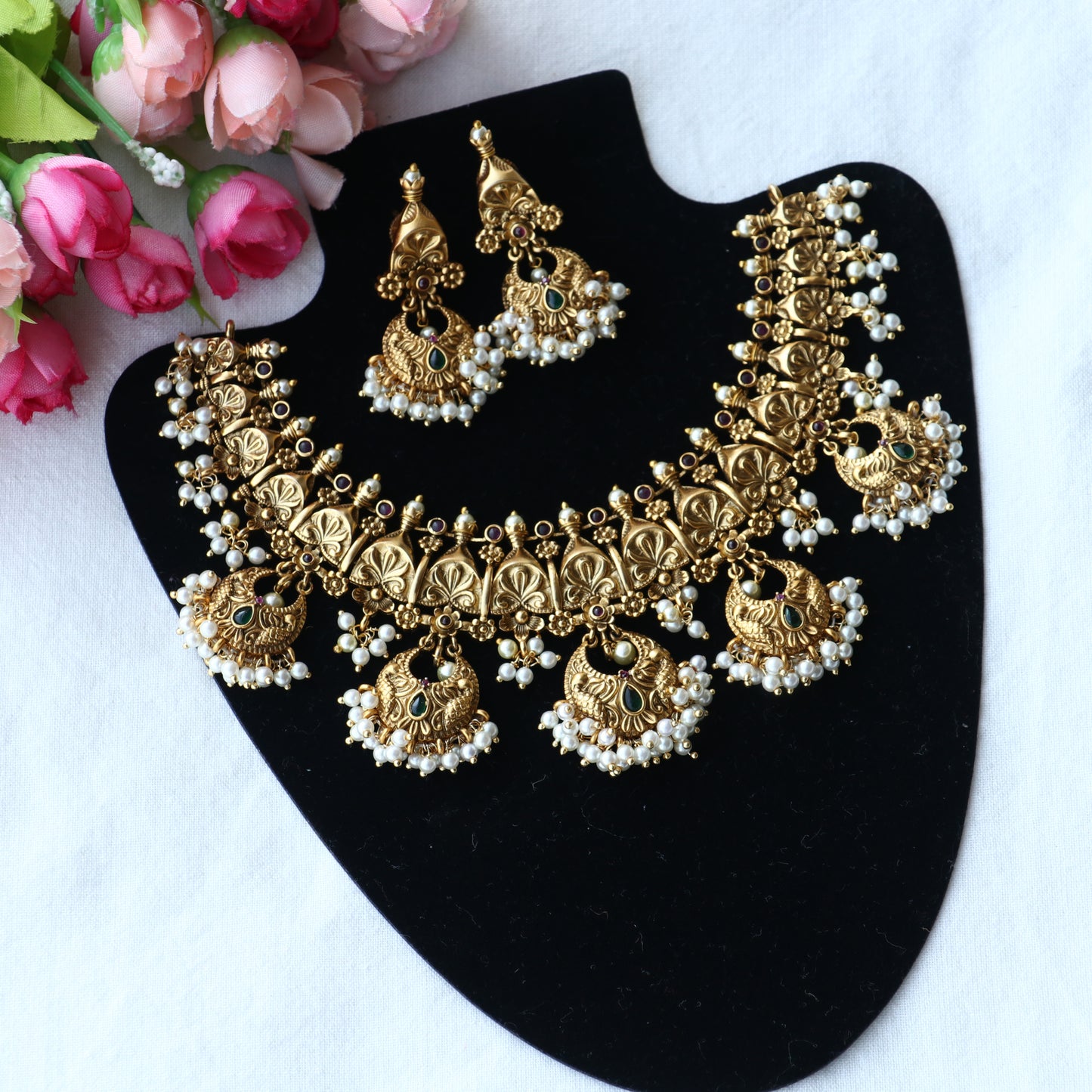 Temple Design Necklace Set