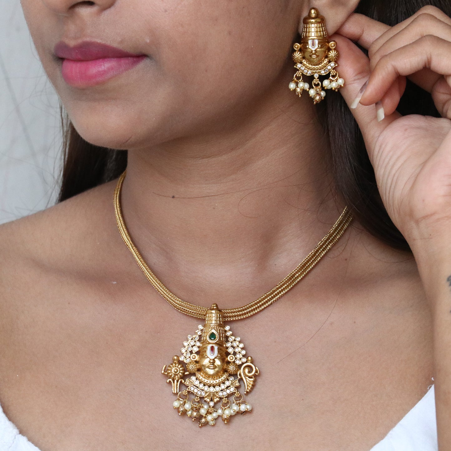 Balaji Chain Necklace With Earrings