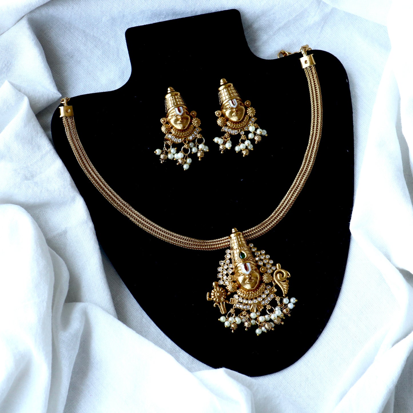 Balaji Chain Necklace With Earrings