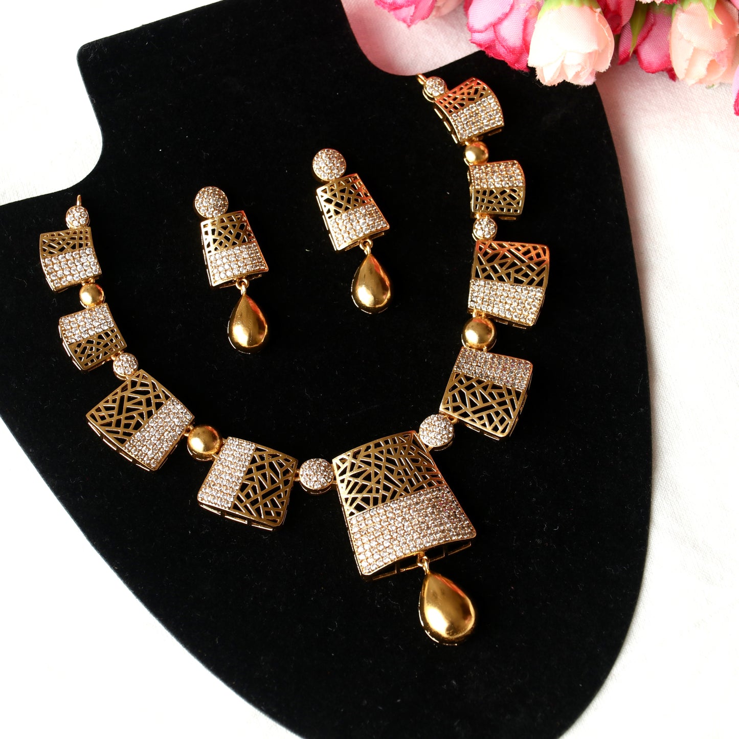 Stylish Party Wear Necklace Set