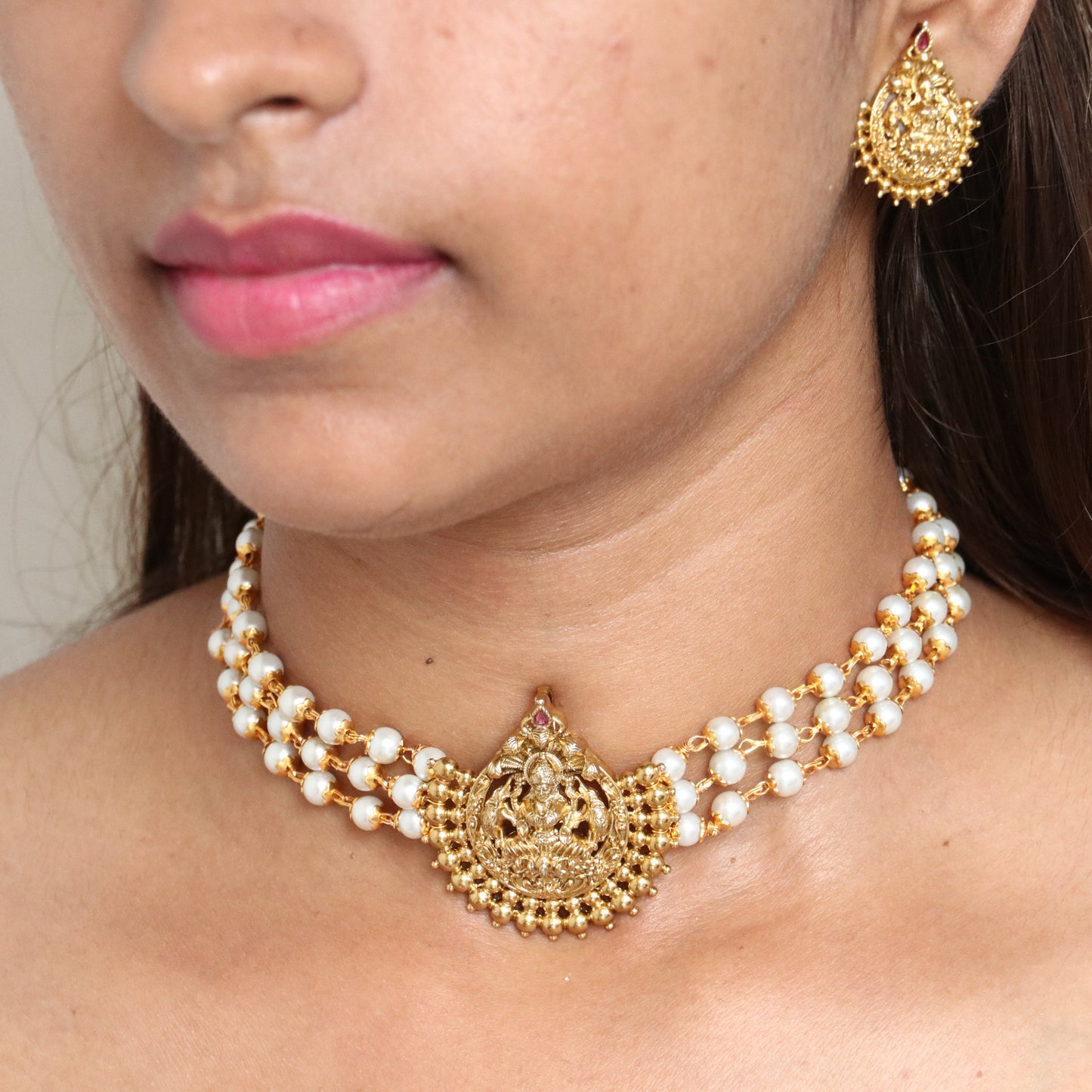 Lakshmi Pearl Choker