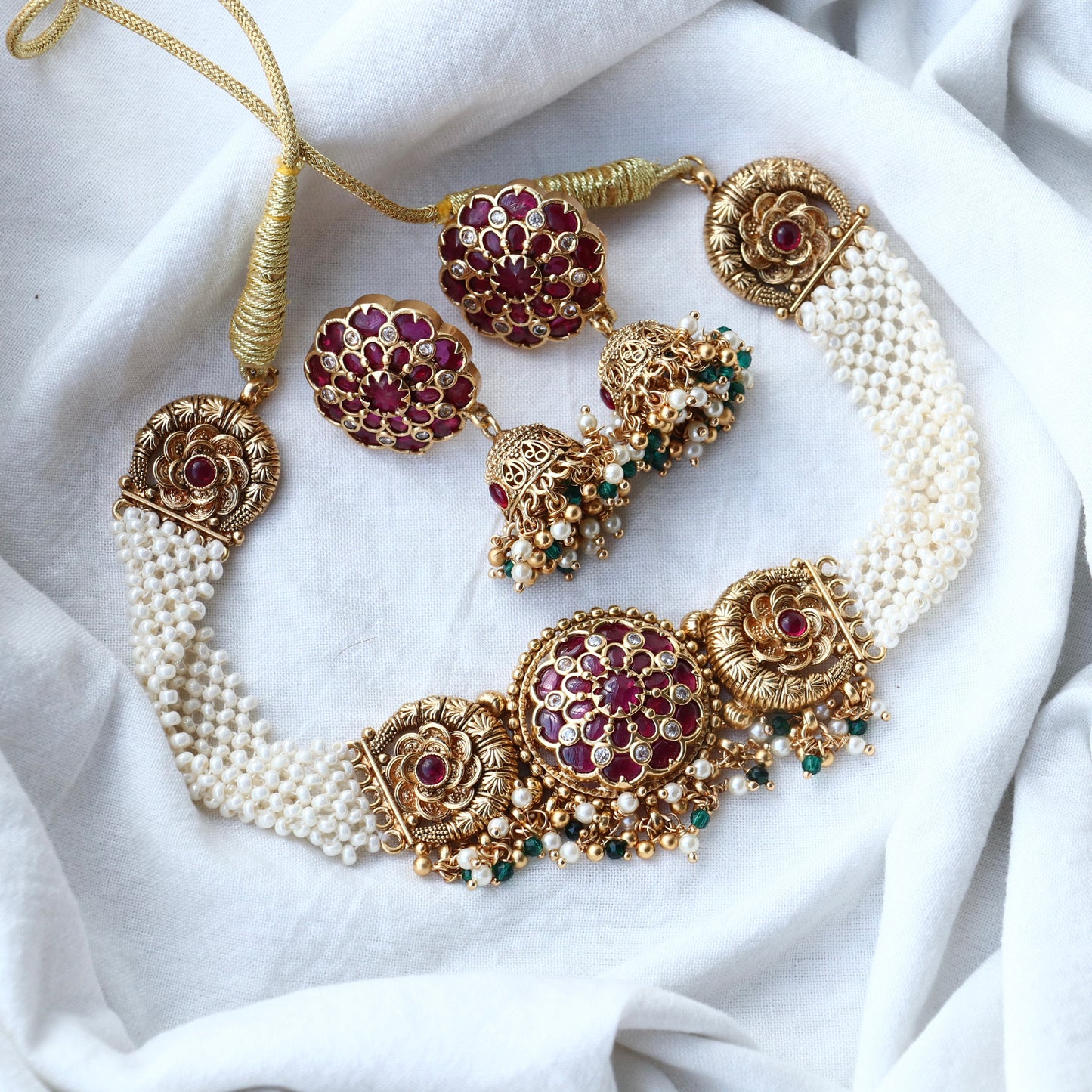 Rajawadi Kemp Moti Choker Set