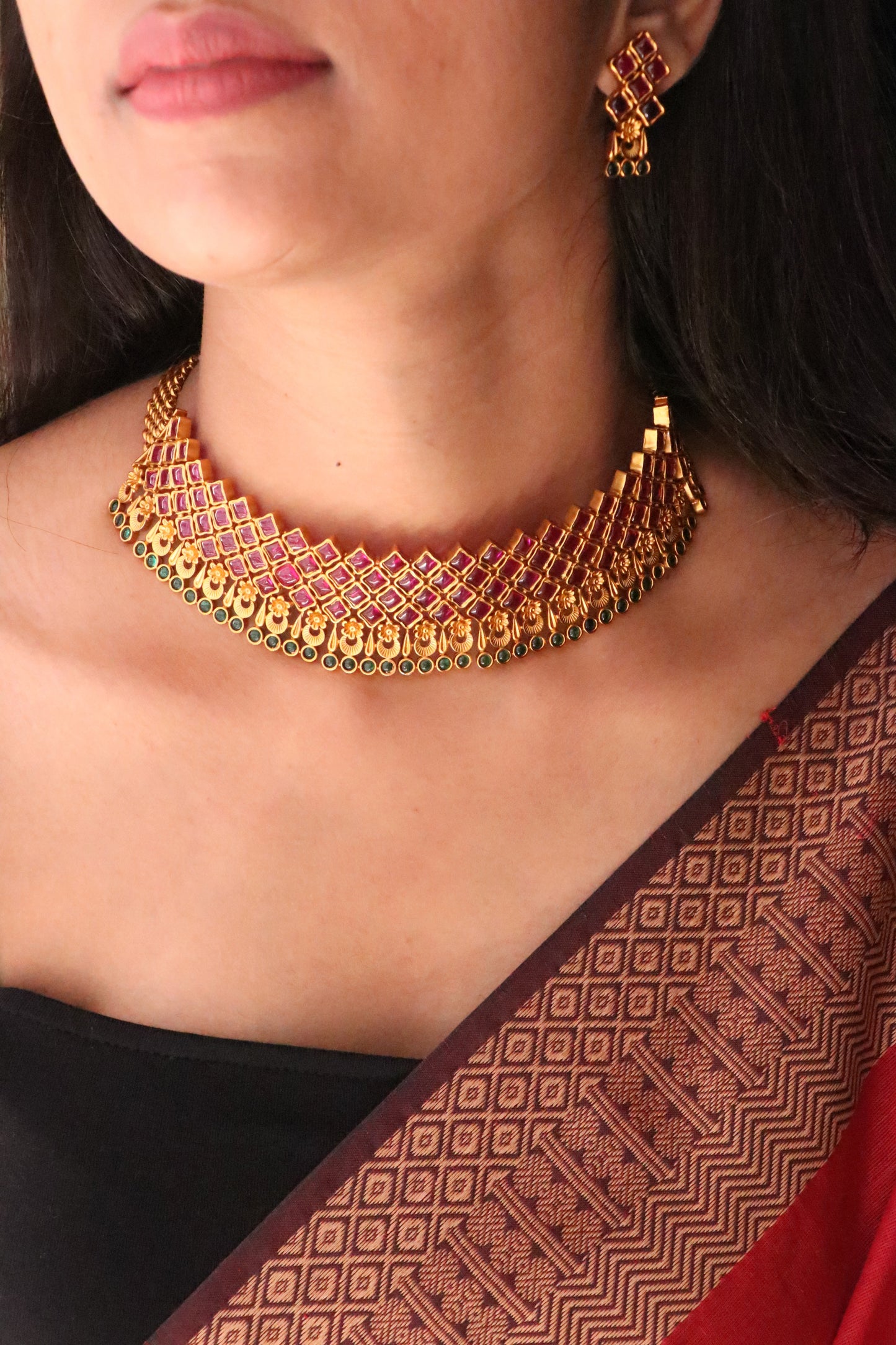 Stunning Ruby & Kemp Stone Choker