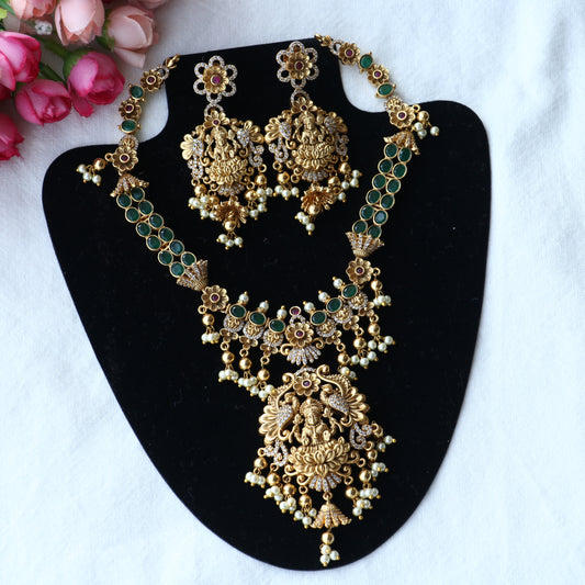 Illuminated Emerald Necklace Set