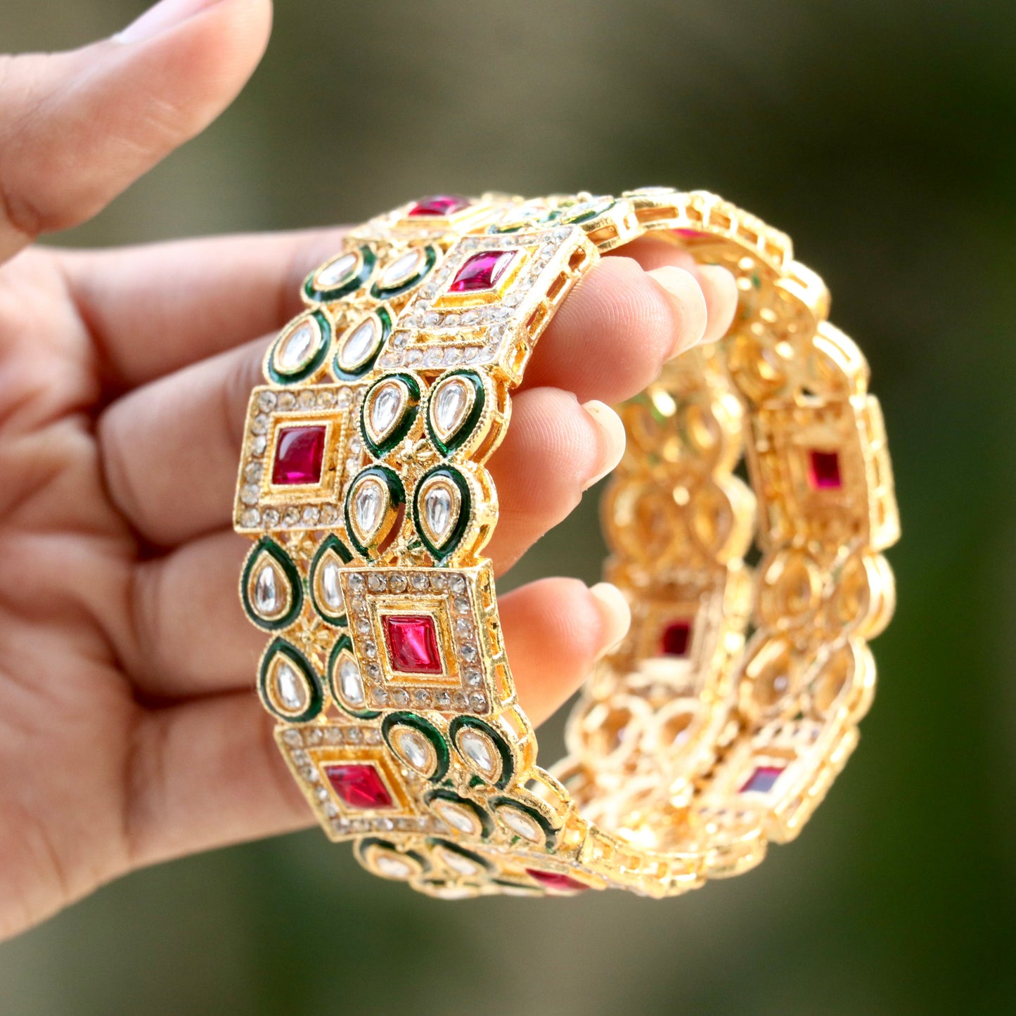 Panap Kundan Ad Stone Bangles