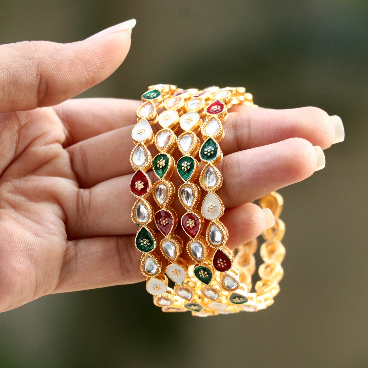 Sagar Kundan Ad Stone Bangles