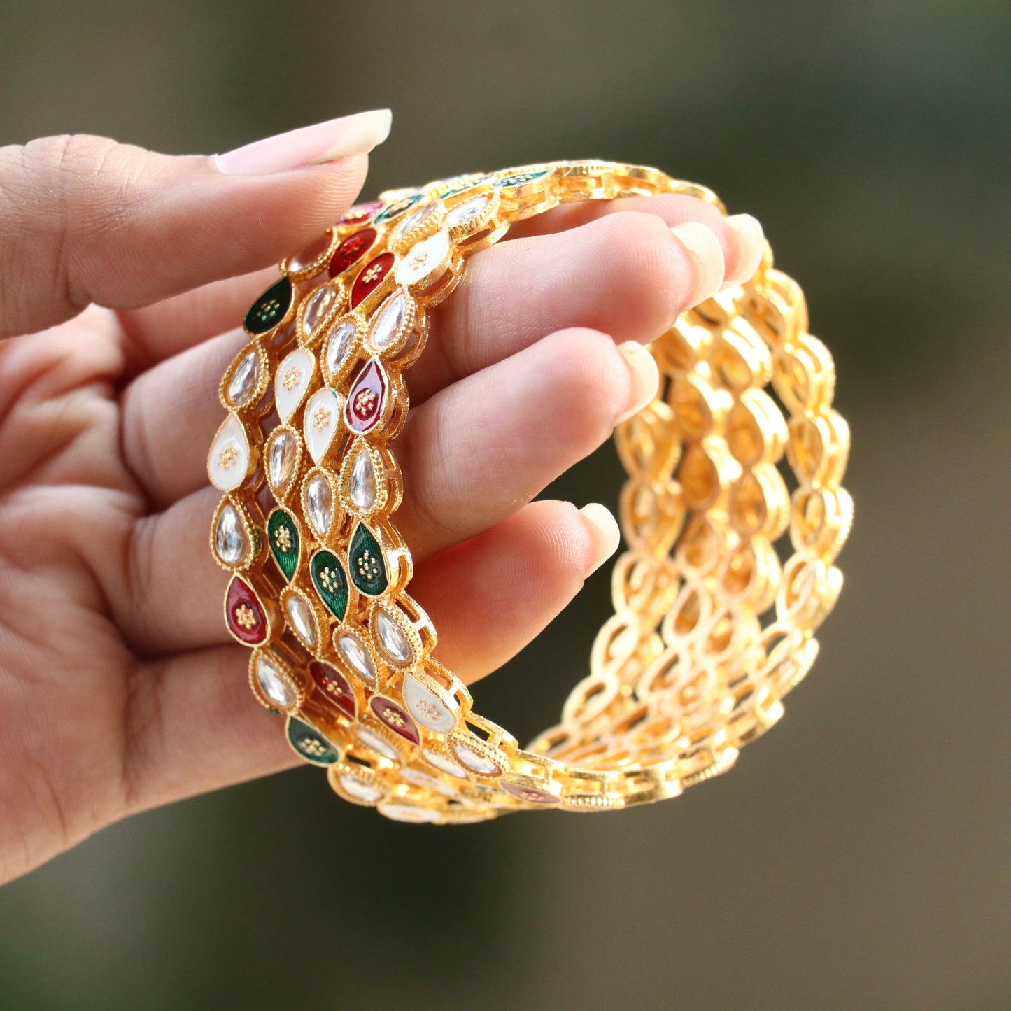 Sagar Kundan Ad Stone Bangles