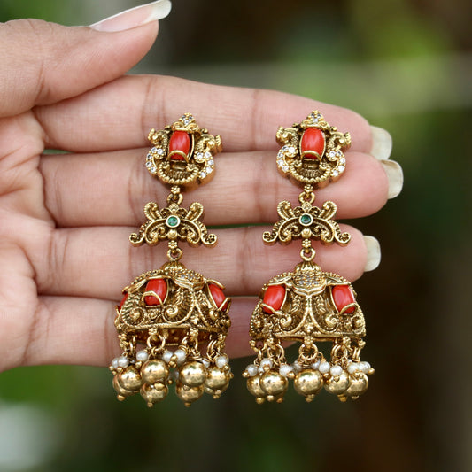 Laal Shringar Jhumkas