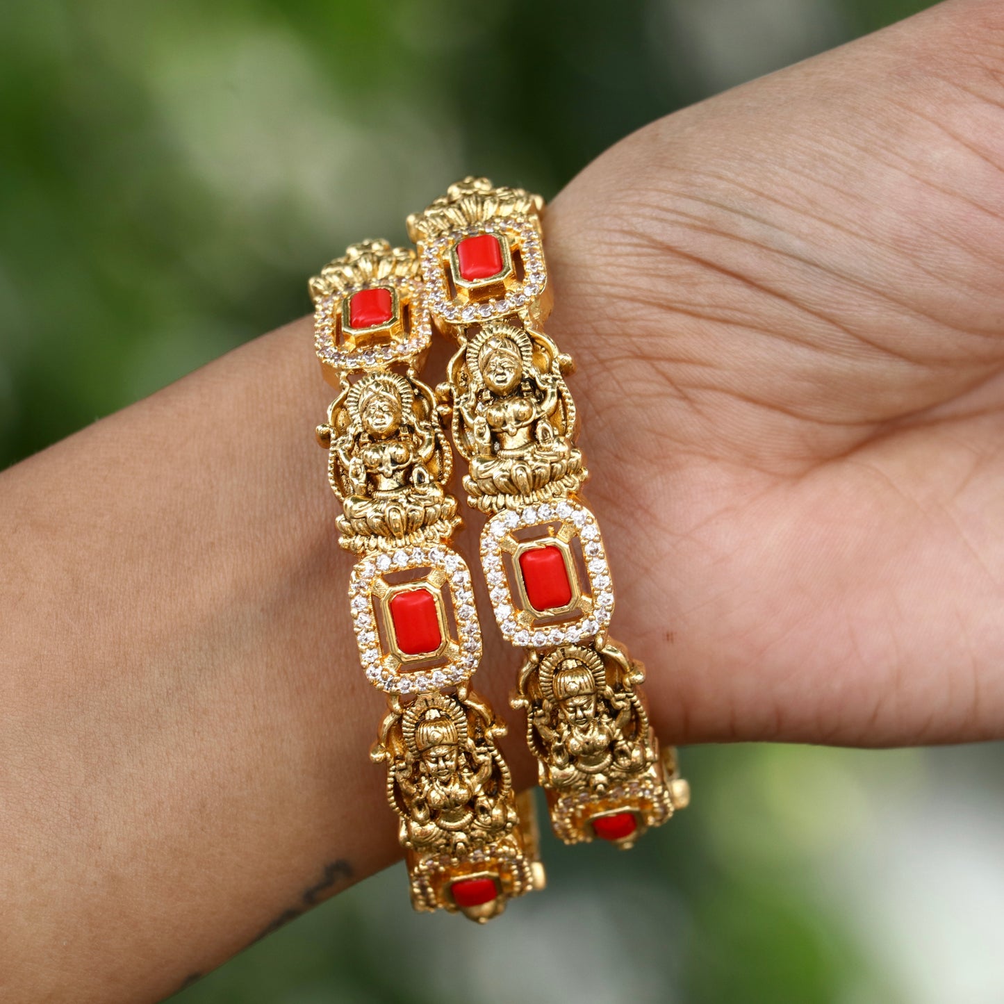 Sitara AD Stone Bangles