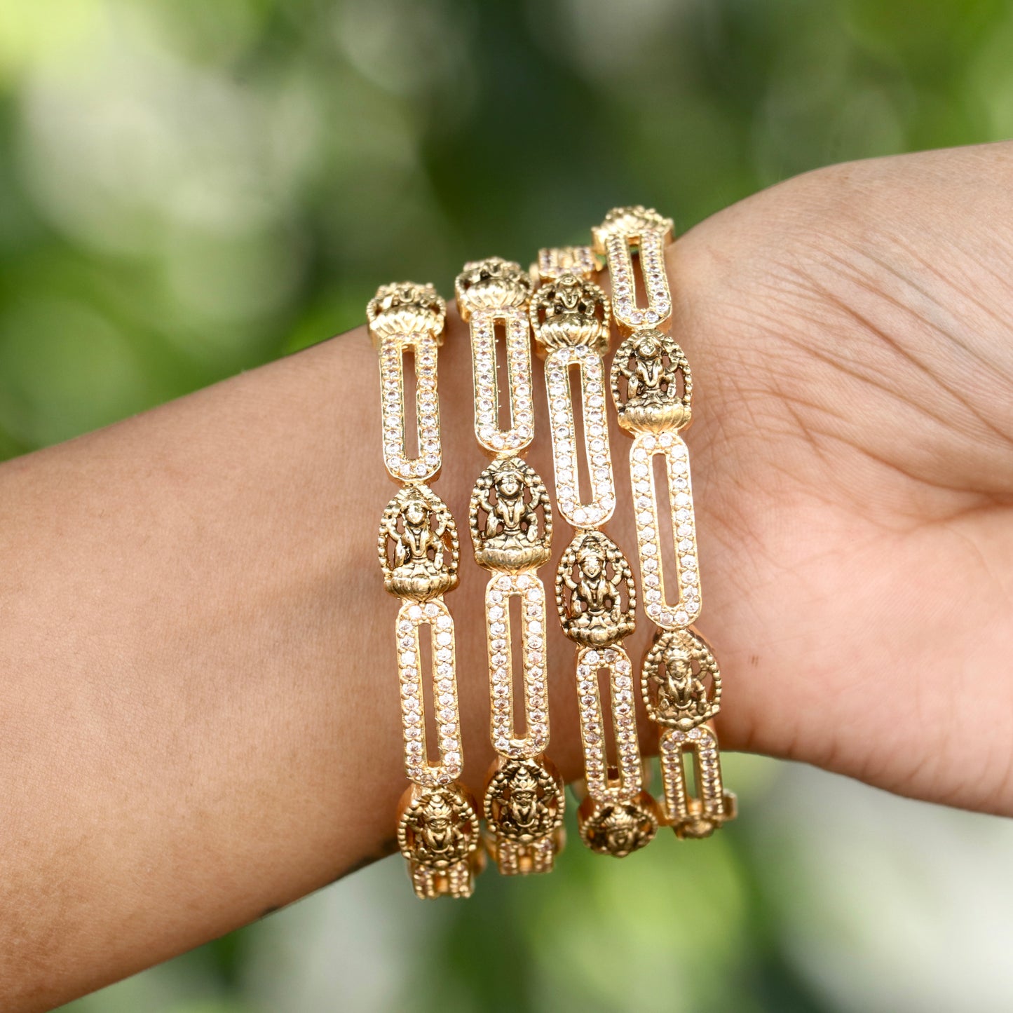 Sundar Lakshmi Bangles Set