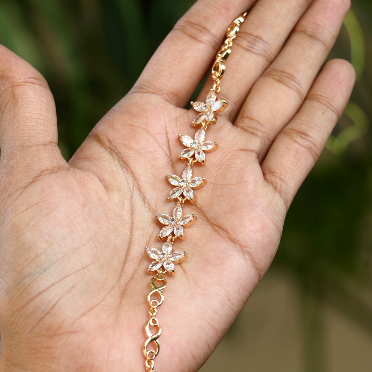 Rose Gold Pristine Charm Star Bracelet