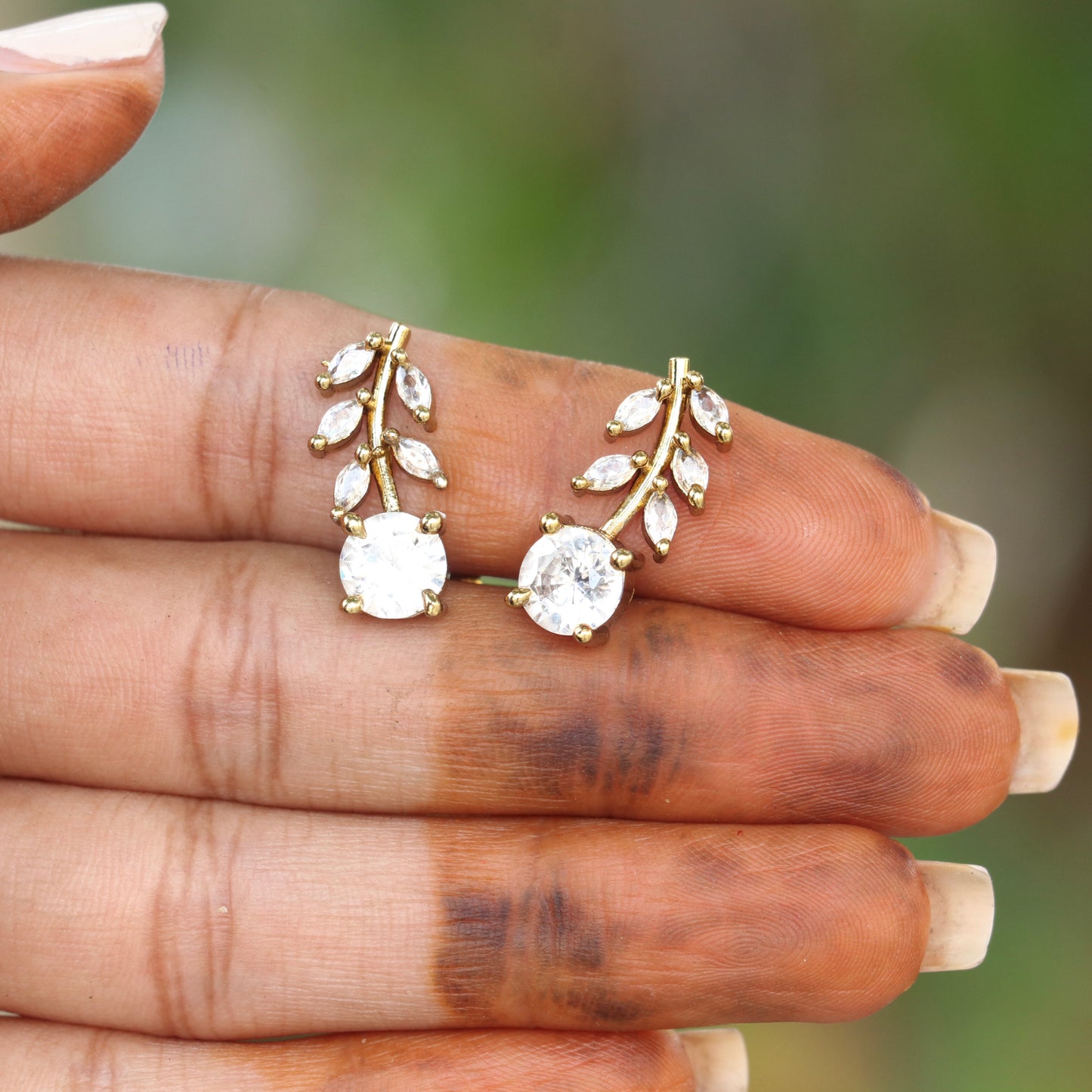 Dewdrops vines AD studs