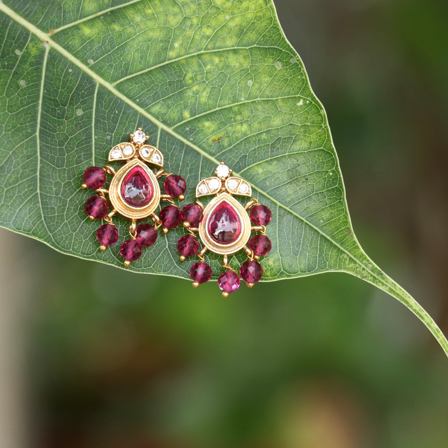 Rudrakshi Studs