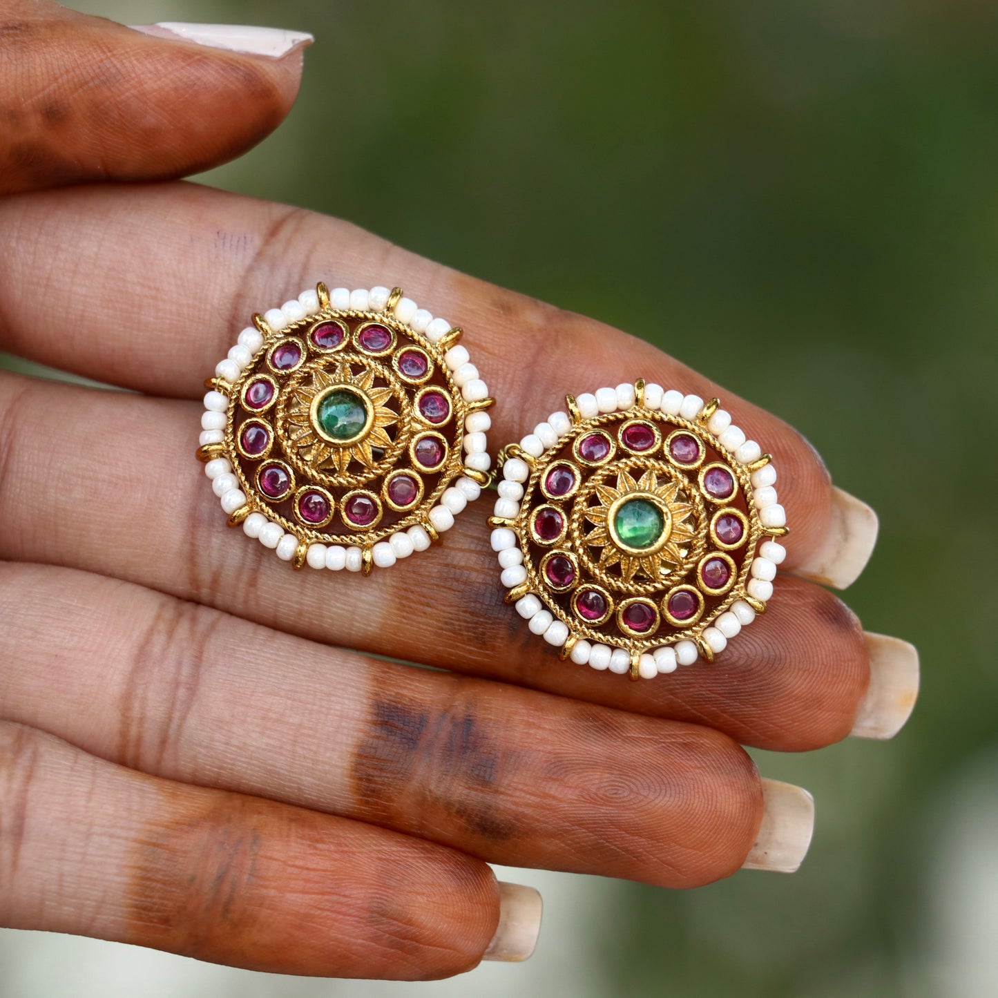 Ponni Poo Studs