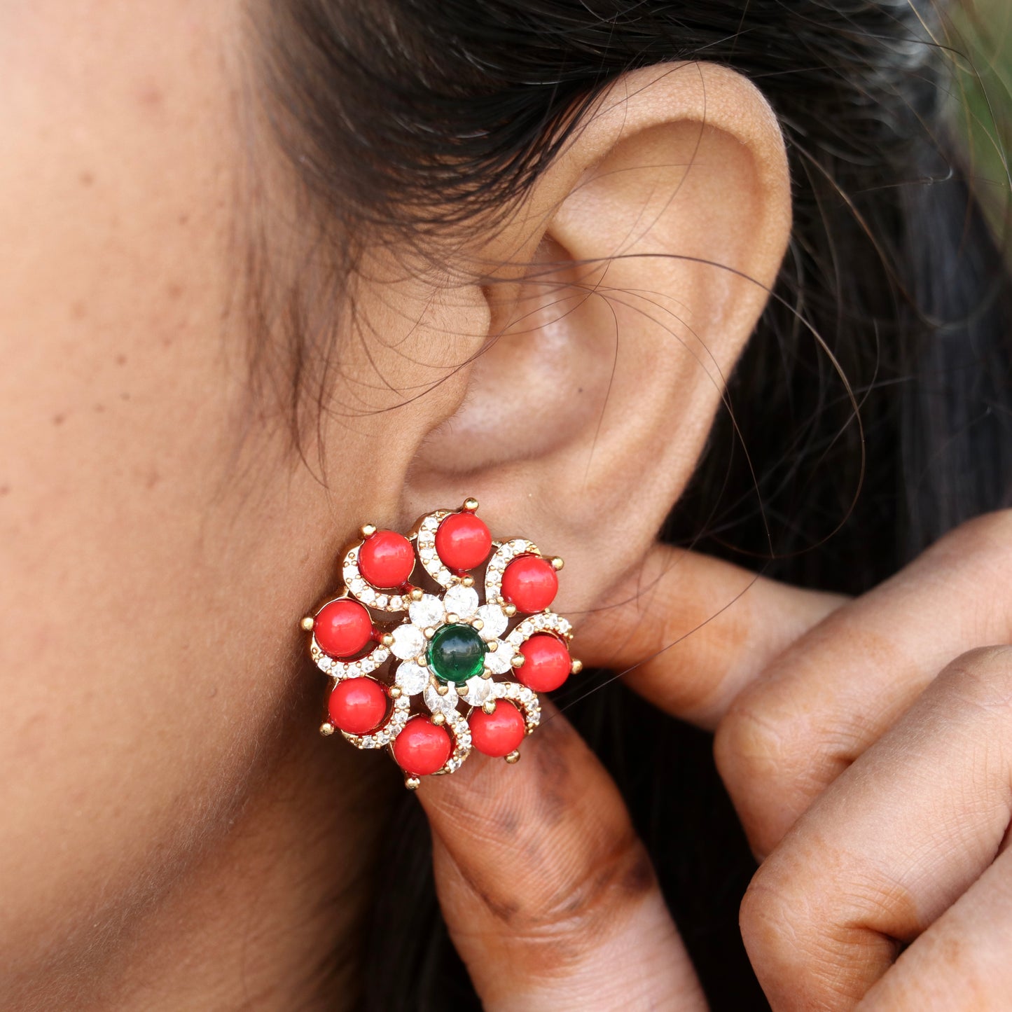 Kavi Mantharai Studs