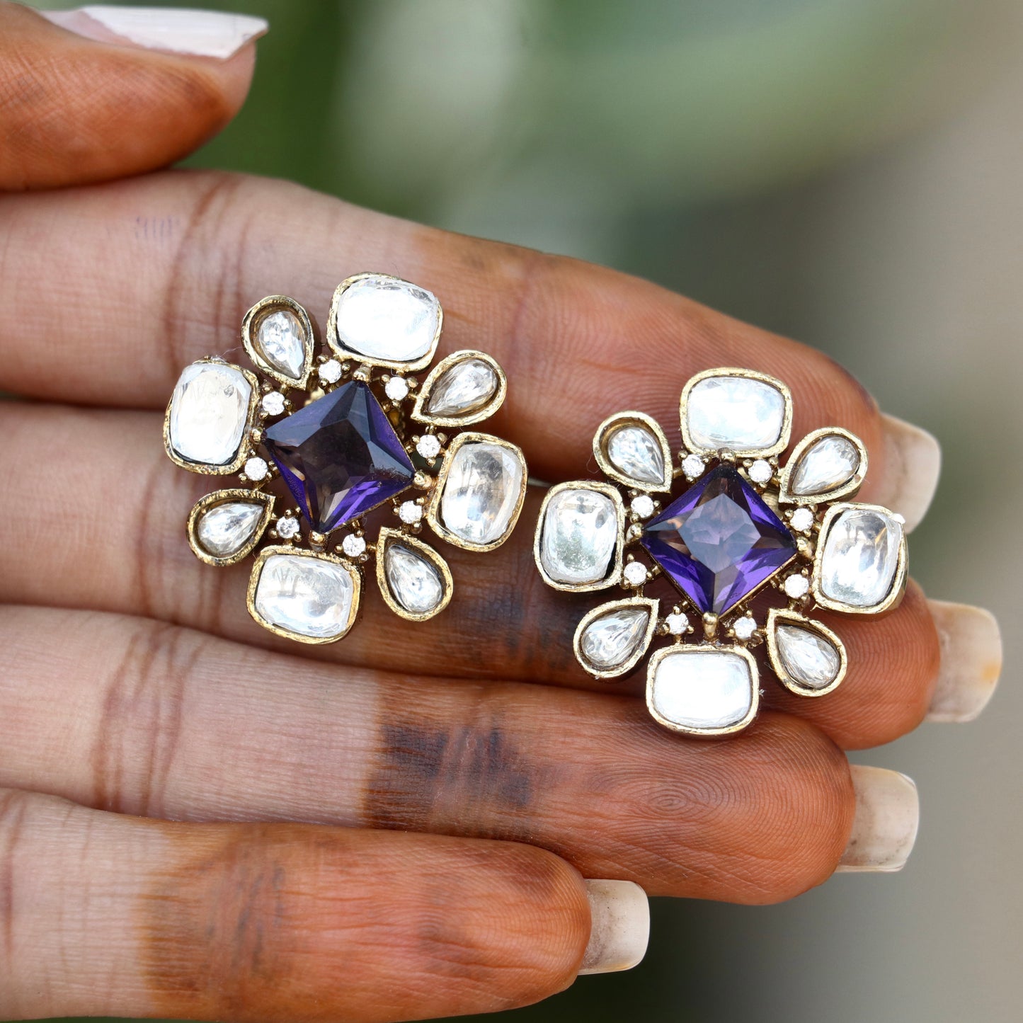 Maanga Ratnam Studs