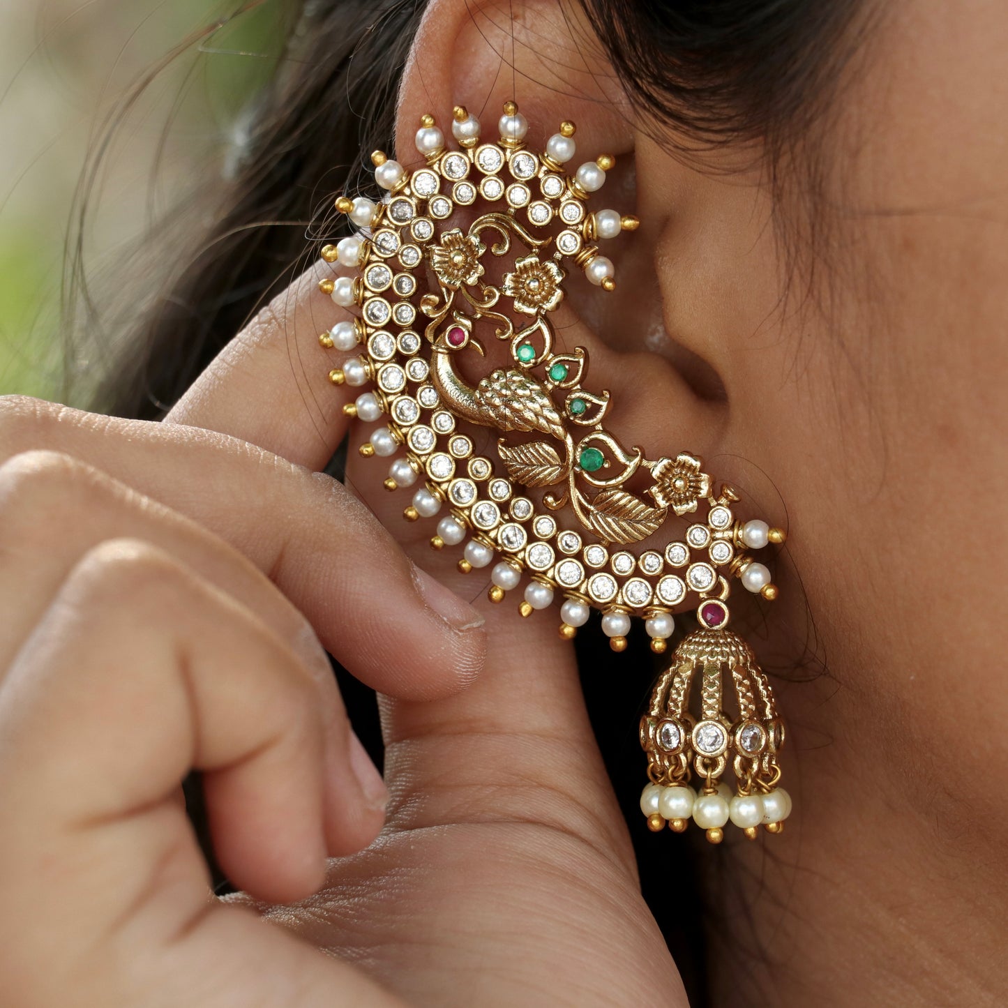Mayuari Earcuffs