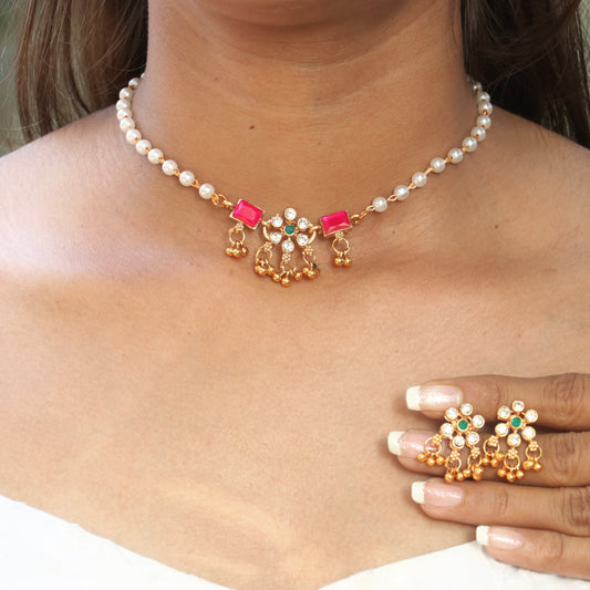 Advika Simple Pearl Choker Set
