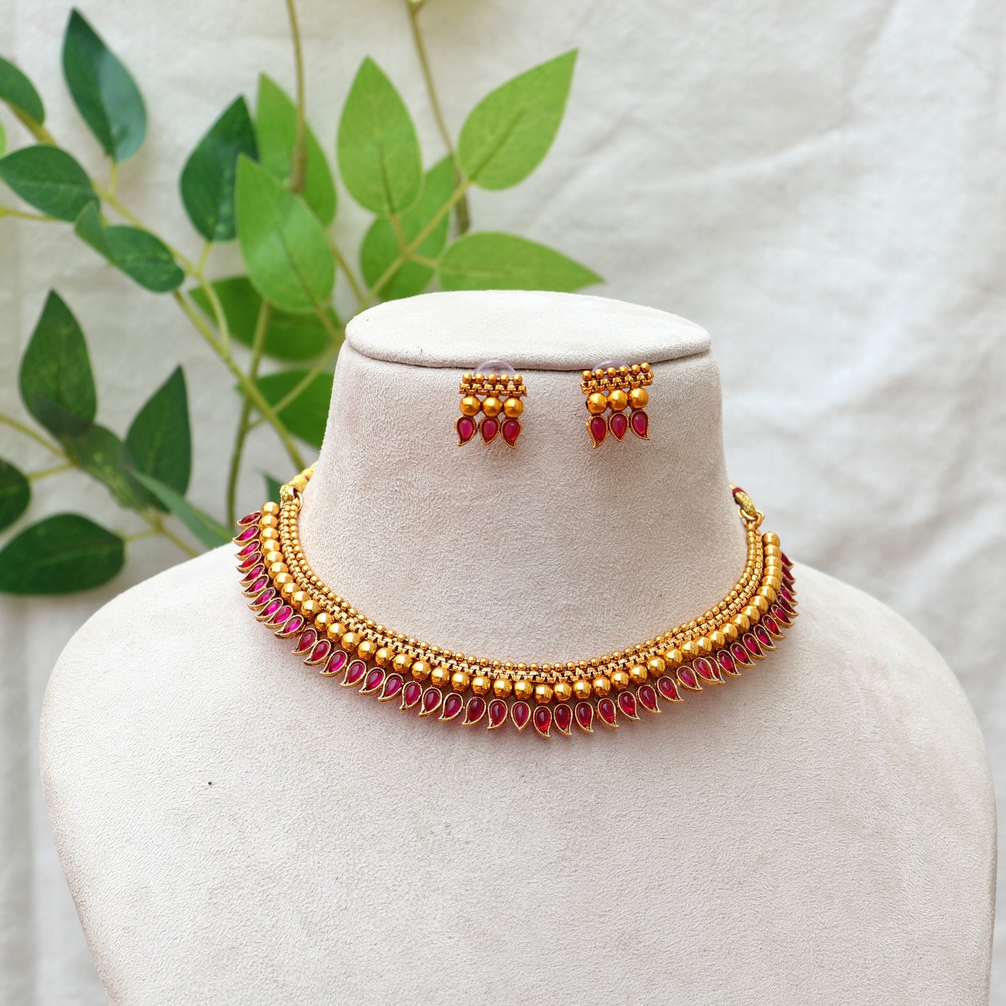 Riya Antique Gold Necklace