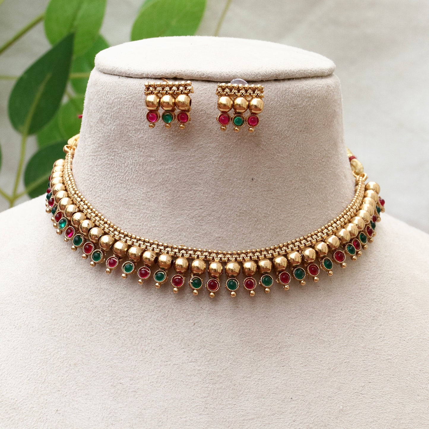 Ishita Antique Gold Necklace Set