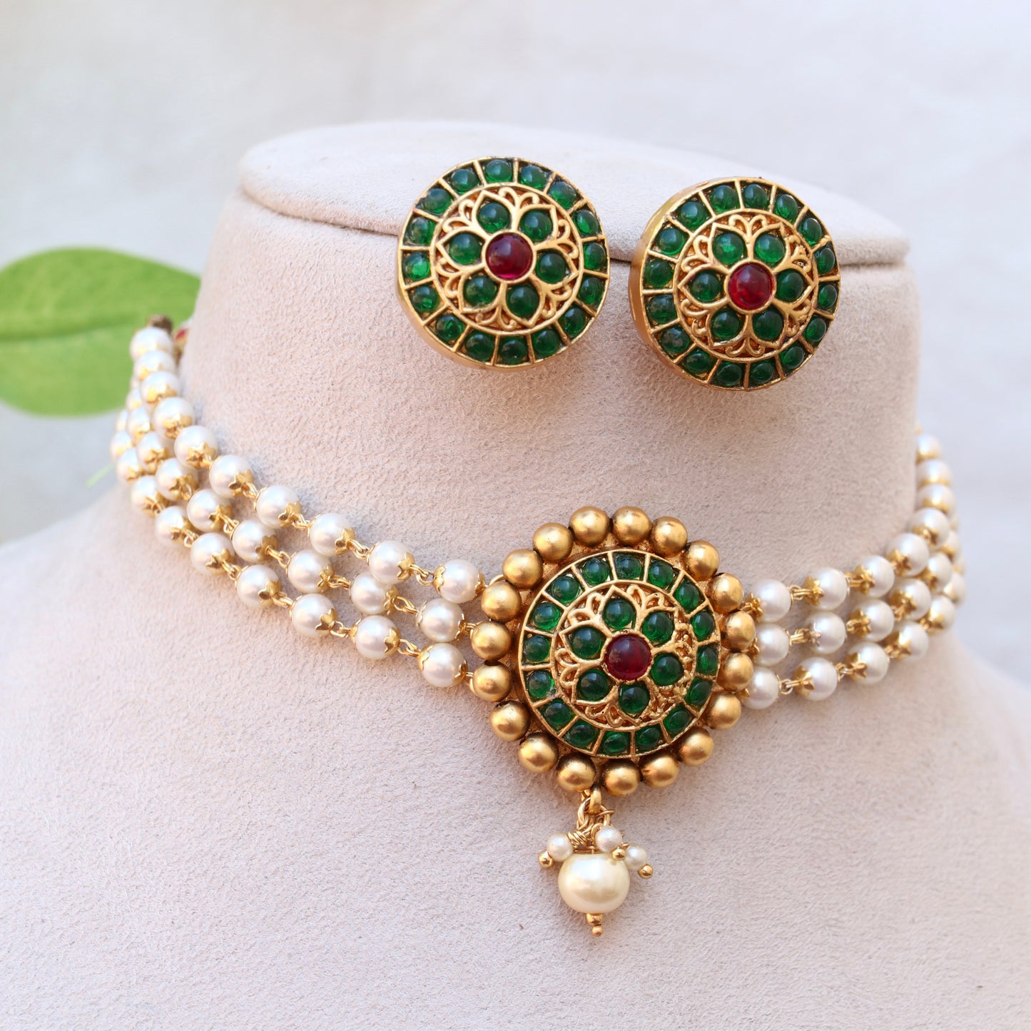 Tara Pearl Necklace Set