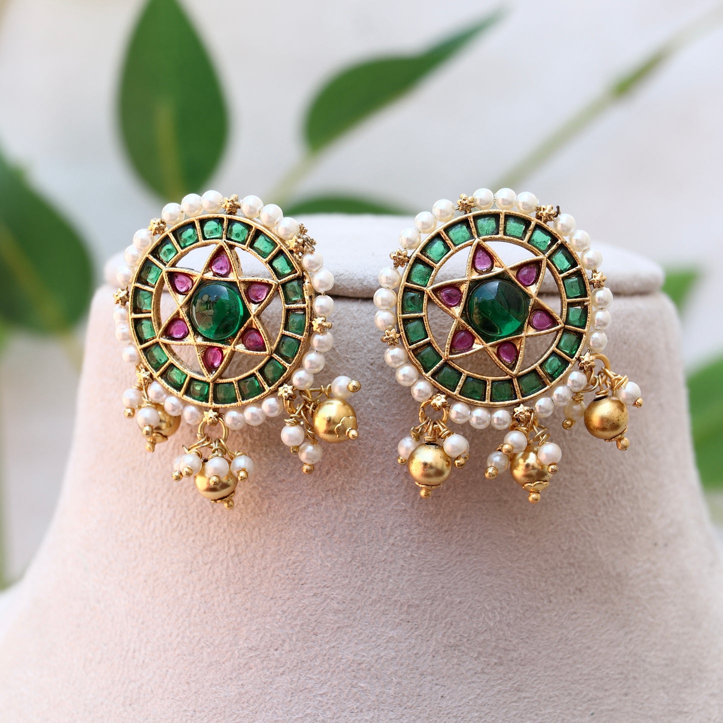 Surya Kemp Stone Choker Set